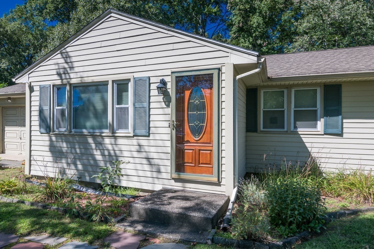 Single Family Residence at 262 Cooper Street, Agawam MA 01001, Agawam, photo 5 of 28