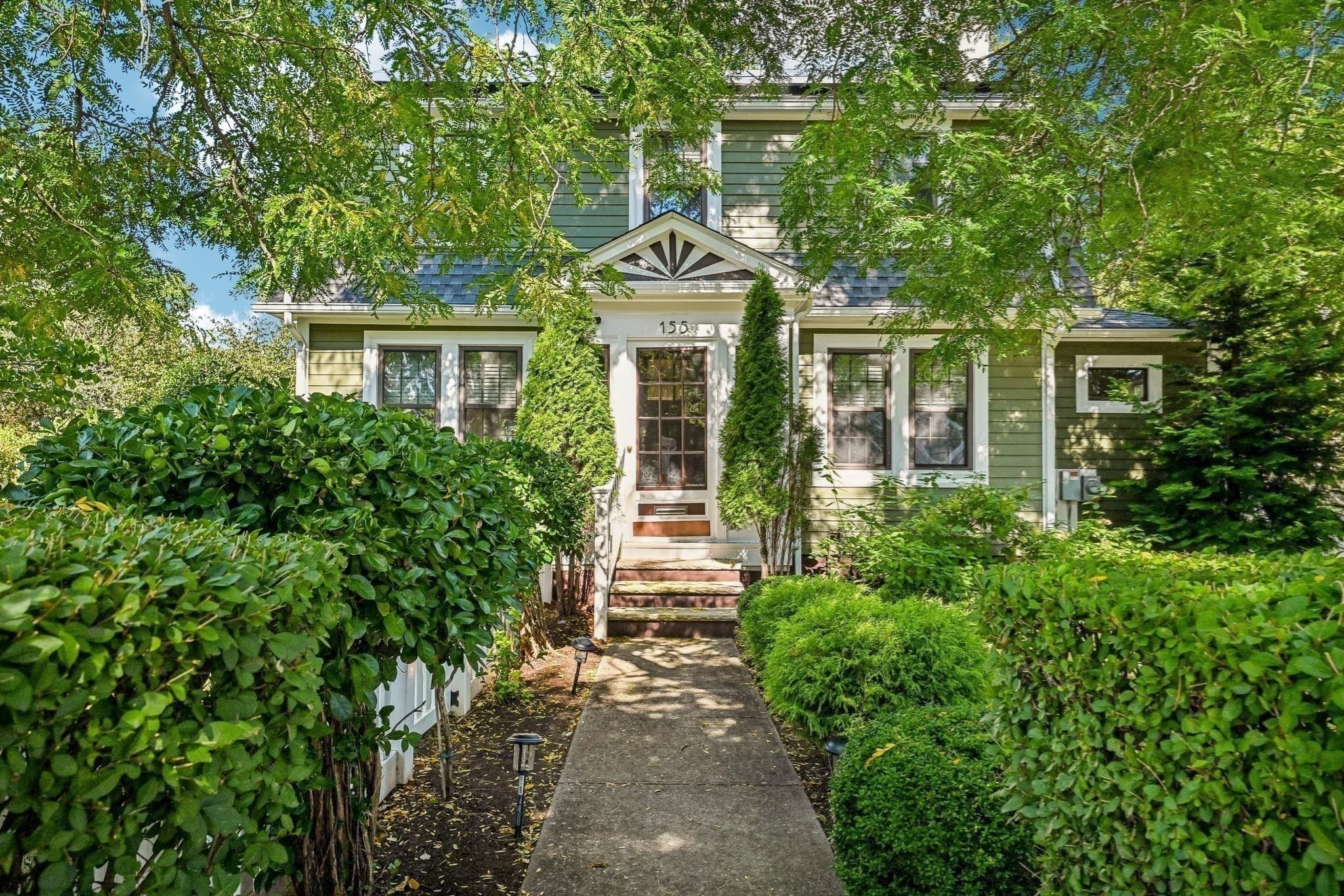 155 Auburndale Ave, Newton MA 02465