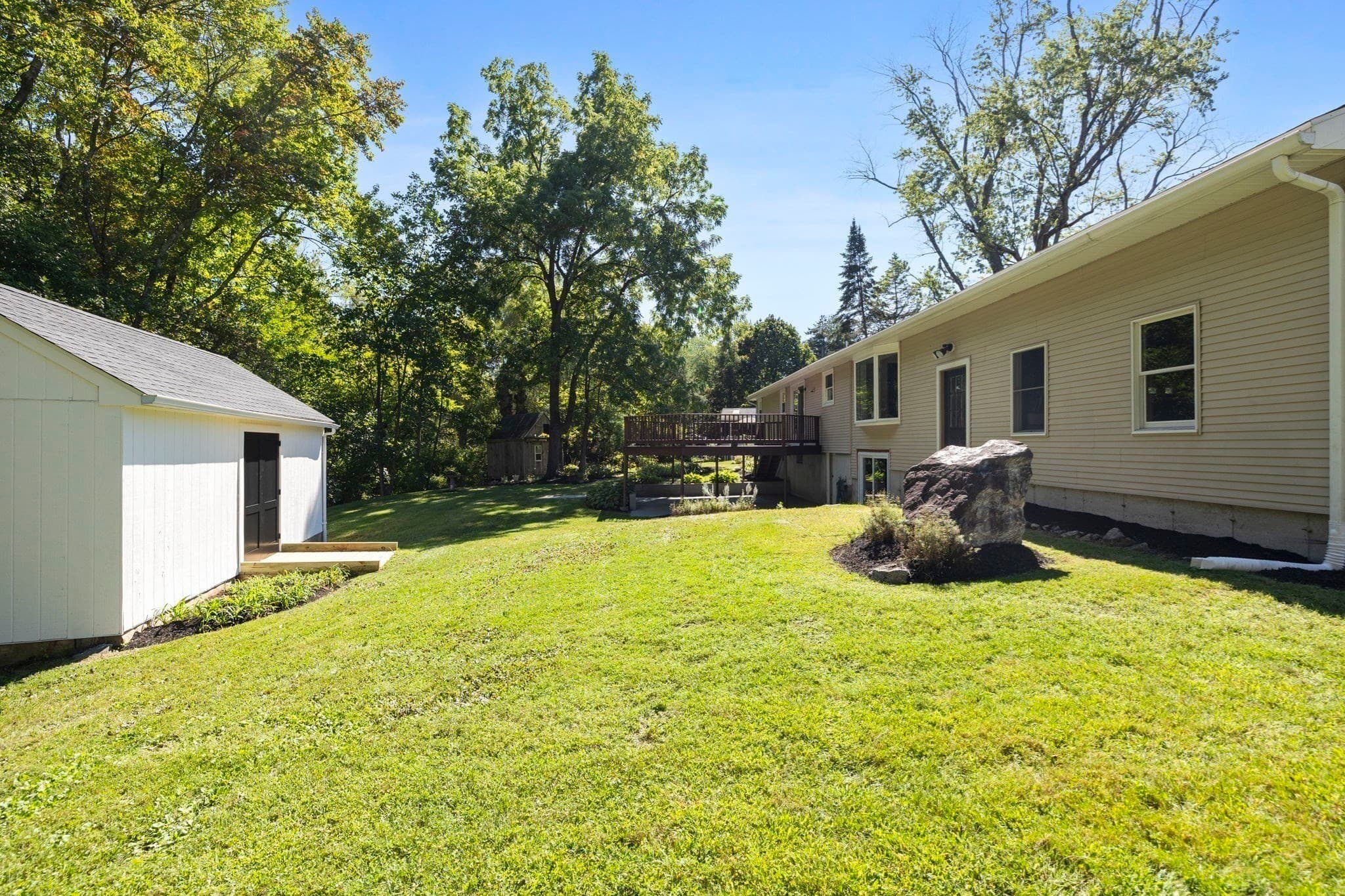 Single Family Residence at 146 Helen Dr, Marlborough MA 01752, Marlborough, photo 18 of 18