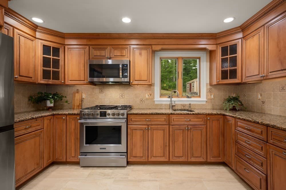 Single Family Residence at 36 Grove Street, Reading MA 01867, Reading, photo 10 of 38