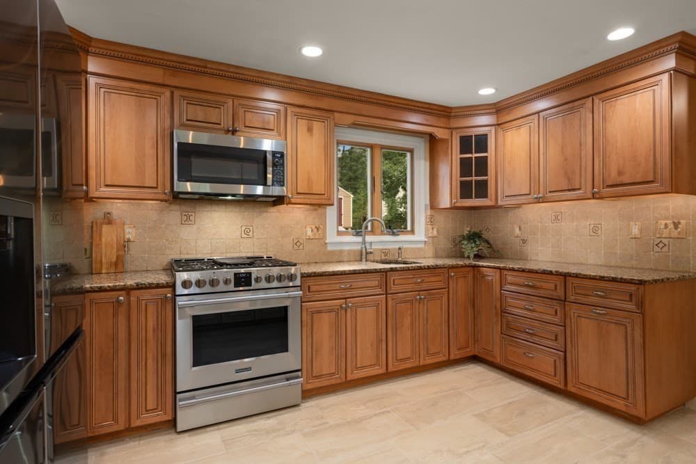 Single Family Residence at 36 Grove Street, Reading MA 01867, Reading, photo 11 of 38
