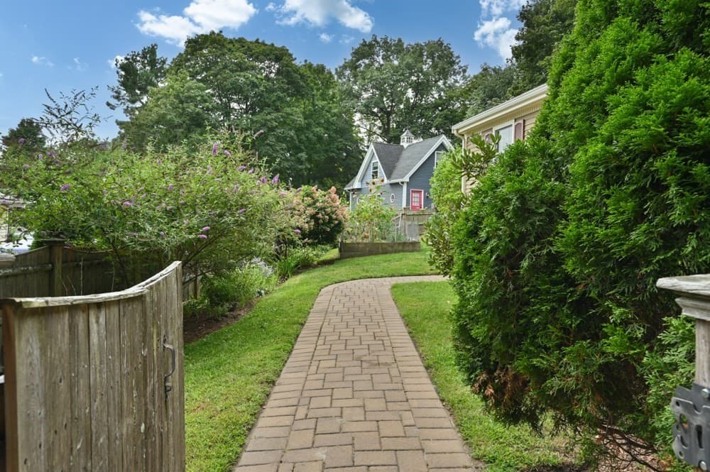 Single Family Residence at 36 Grove Street, Reading MA 01867, Reading, photo 4 of 38