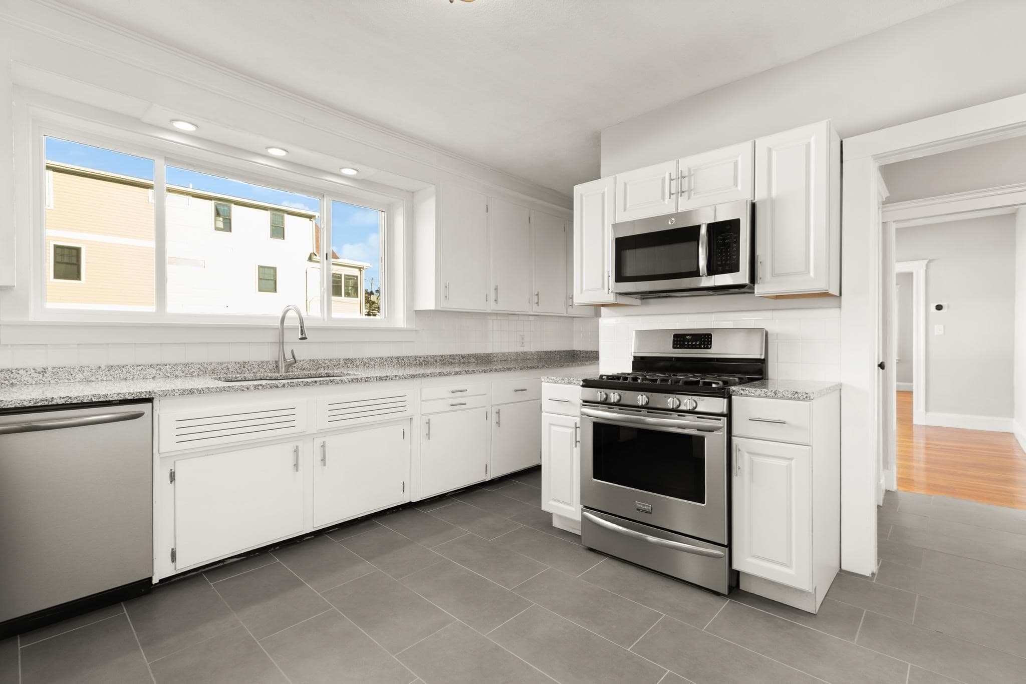 Condominium at 208 Central Ave # 1, Medford MA 02155, Medford, photo 17 of 37