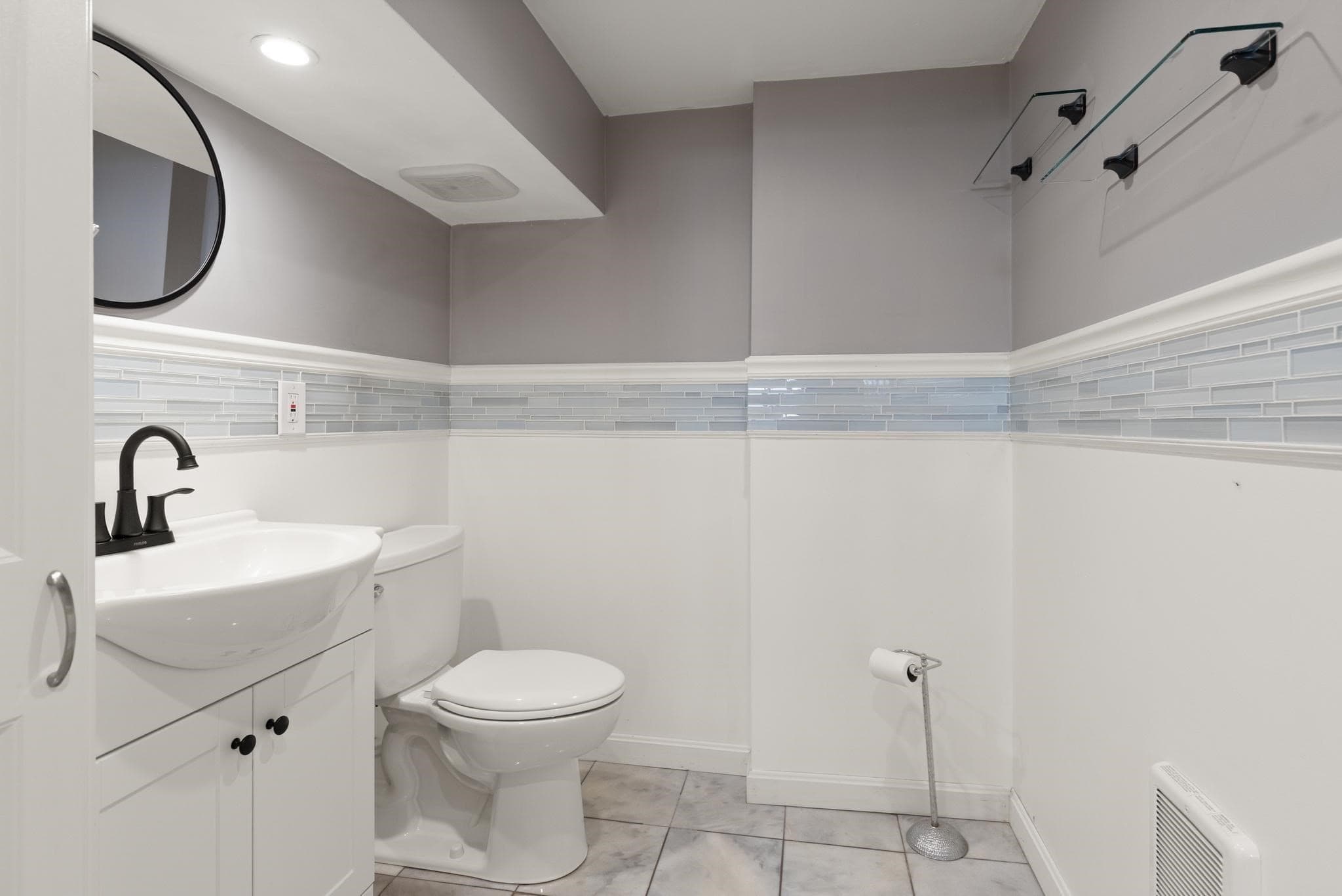Condominium at 208 Central Ave # 1, Medford MA 02155, Medford, photo 26 of 37