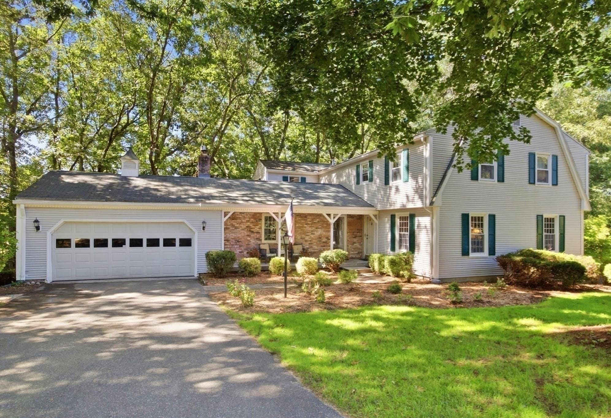 64 Cambridge Cir, Longmeadow MA 01106