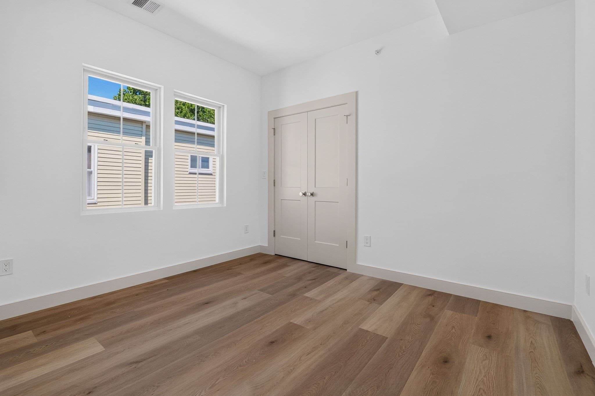 Condominium at 146 Jaques St # C, Somerville MA 02145, Somerville, photo 13 of 24
