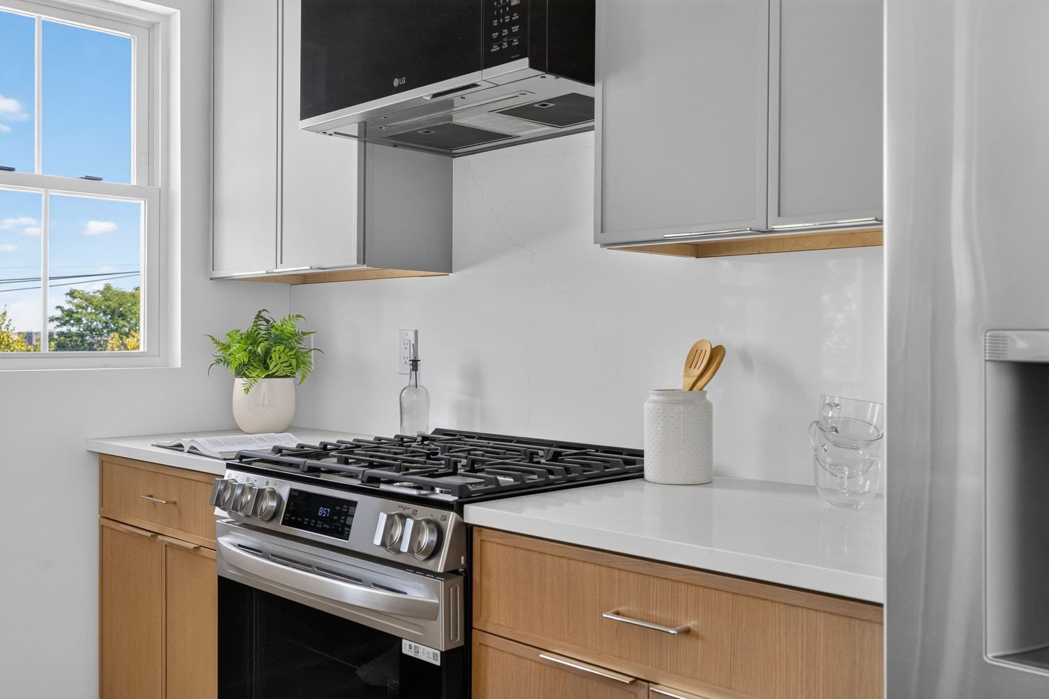 Condominium at 146 Jaques St # C, Somerville MA 02145, Somerville, photo 4 of 24
