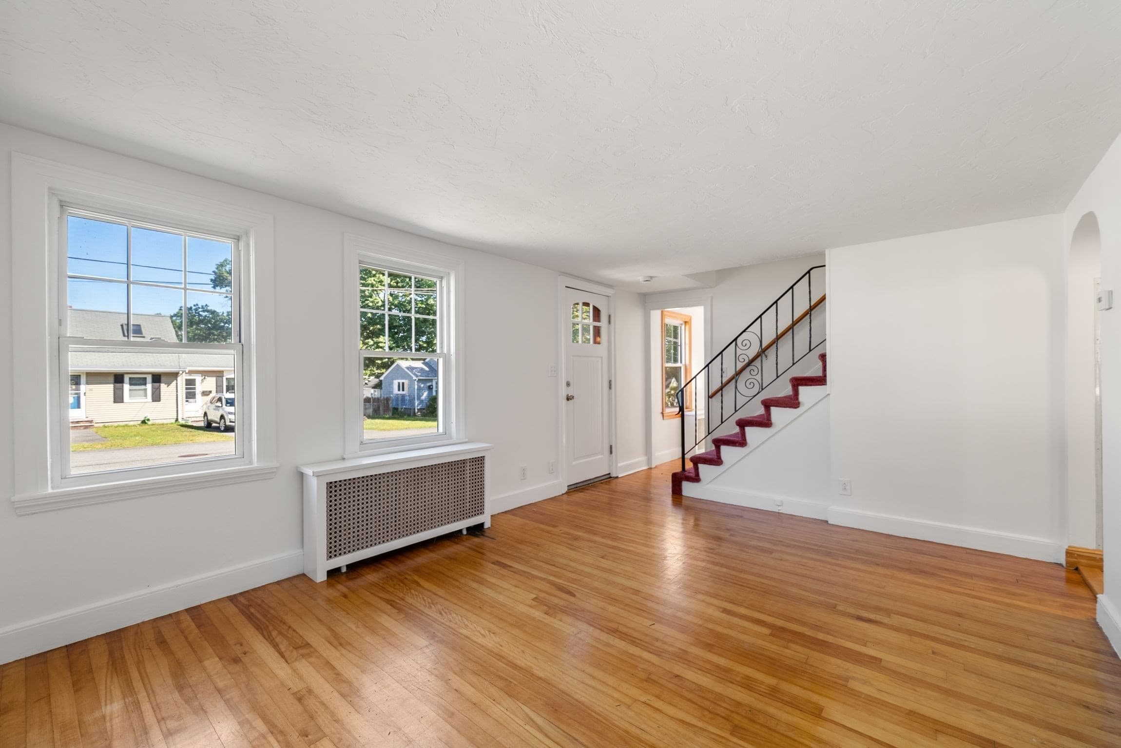 Single Family Residence at 41 Jones Ave, Randolph MA 02368, Randolph, photo 7 of 42