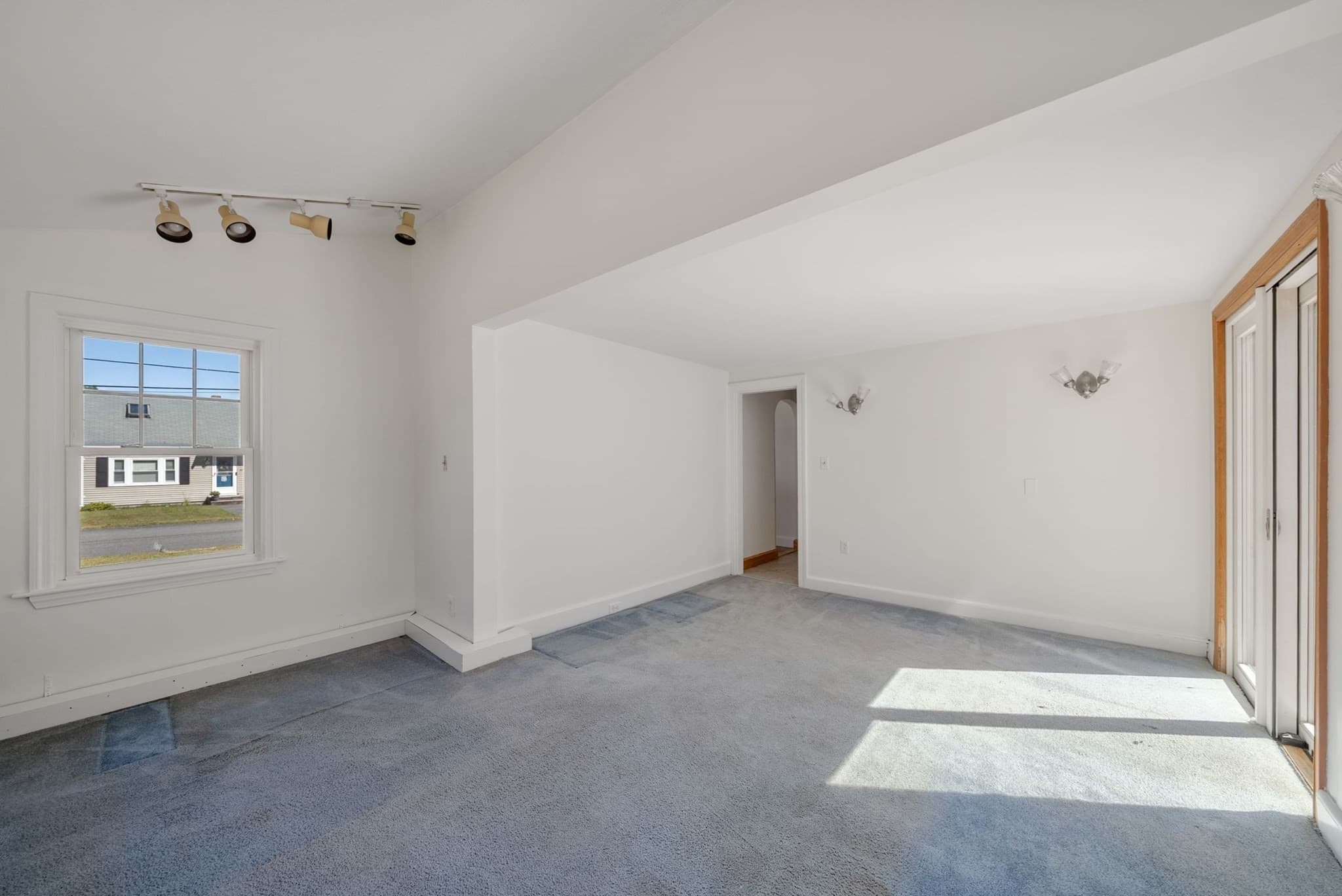 Single Family Residence at 41 Jones Ave, Randolph MA 02368, Randolph, photo 18 of 42