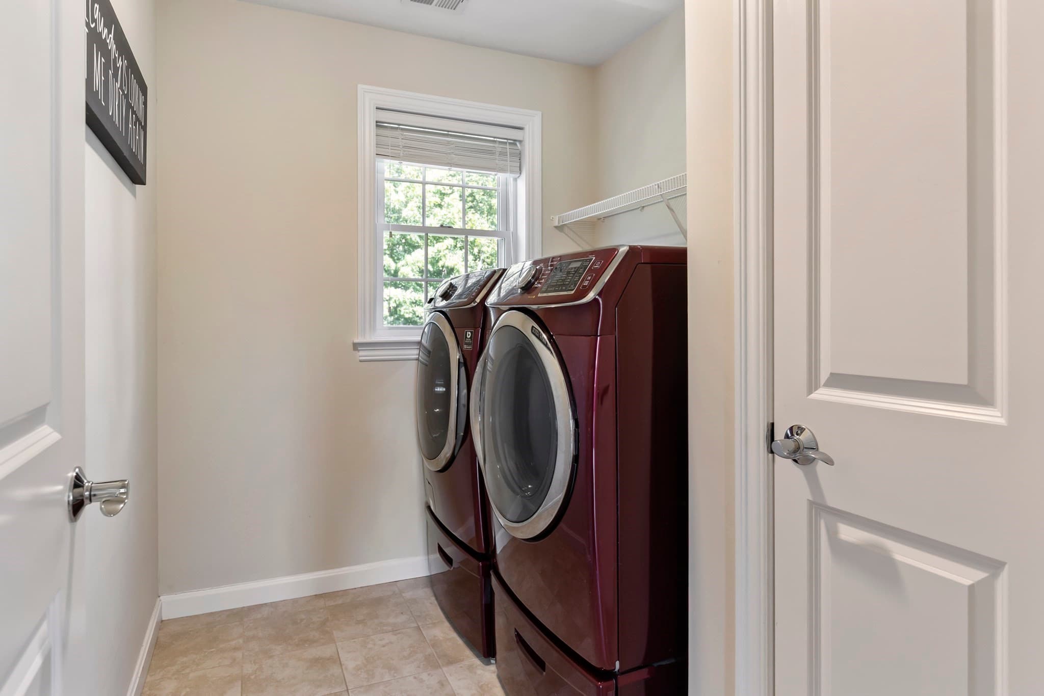 Single Family Residence at 560 Shining Rock Dr, Northbridge MA 01534, Northbridge, photo 25 of 42