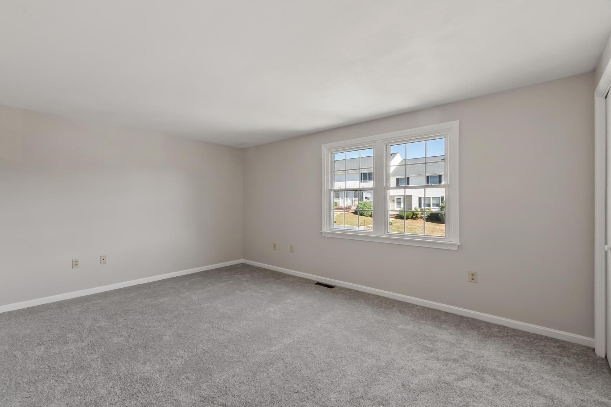 Condominium at 6 Brandee # 6, Methuen MA 01844, Methuen, photo 29 of 41