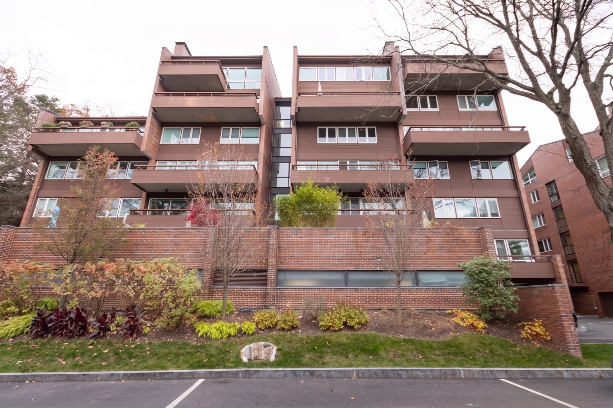 Condominium at 241 Perkins Street # D302, Boston MA 02130, photo 24 of 36