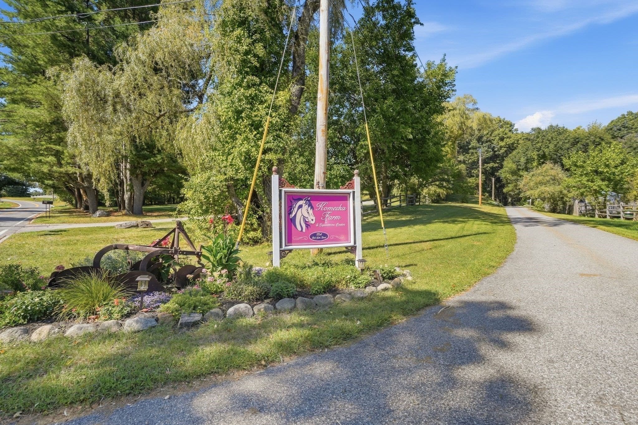 Single Family Residence at 89-A Red Gate Rd, Tyngsborough MA 01879, photo 5 of 42