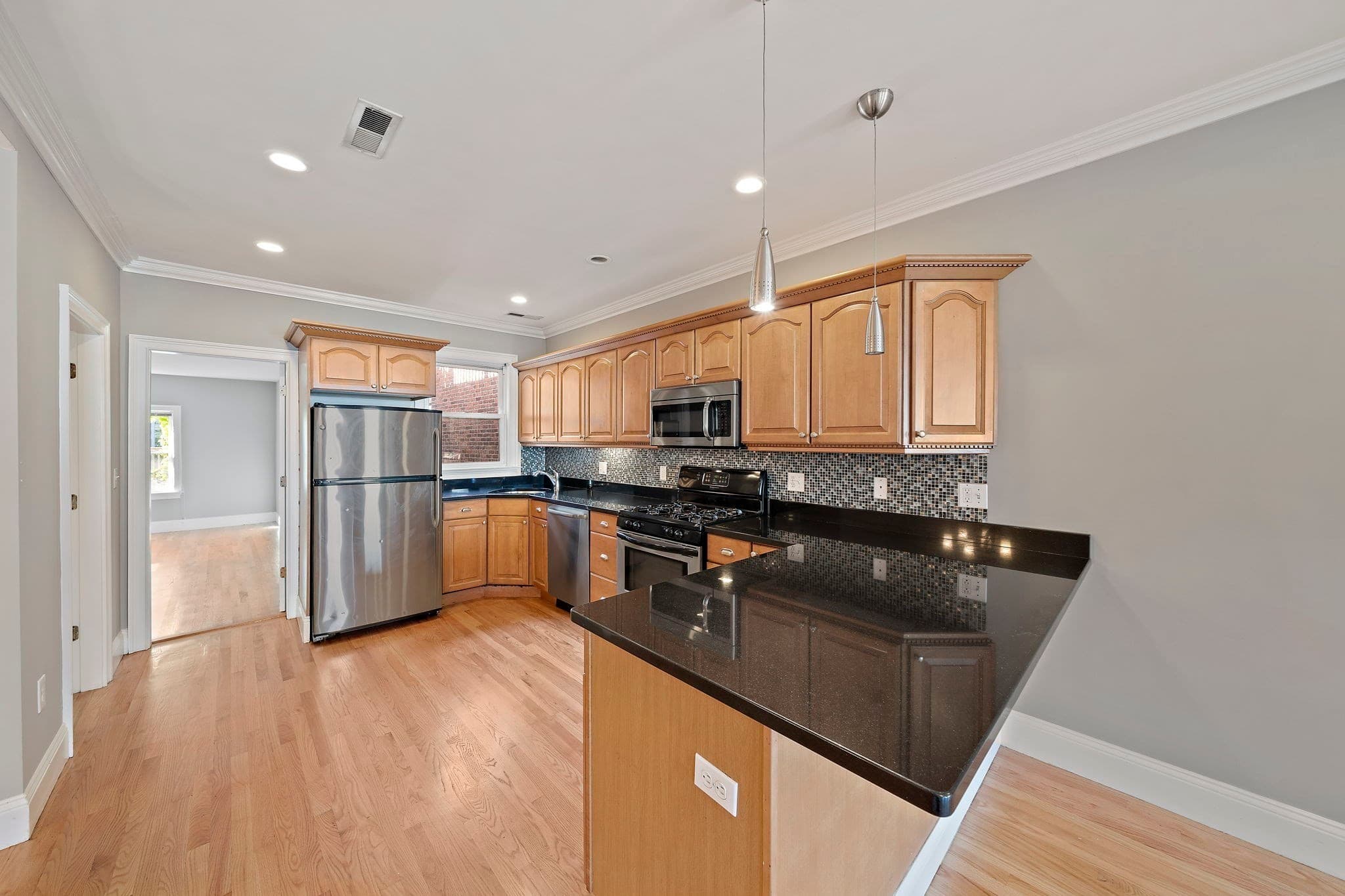Condominium at 161 Dorchester St # 2, Boston MA 02127, Boston, photo 4 of 29