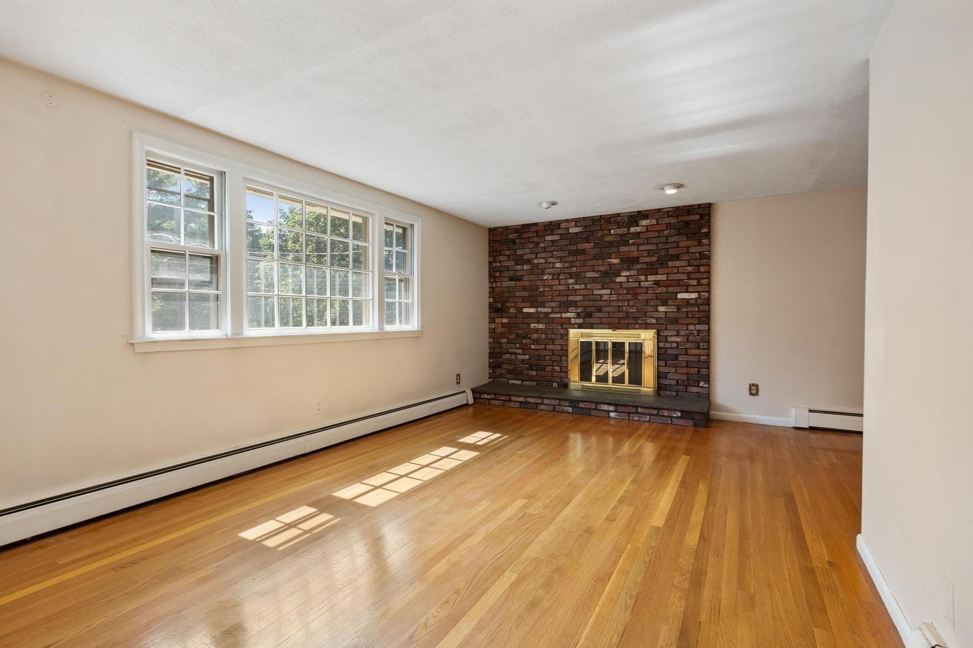Single Family Residence at 30 Shagbark Rd, Concord MA 01742, Concord, photo 9 of 41