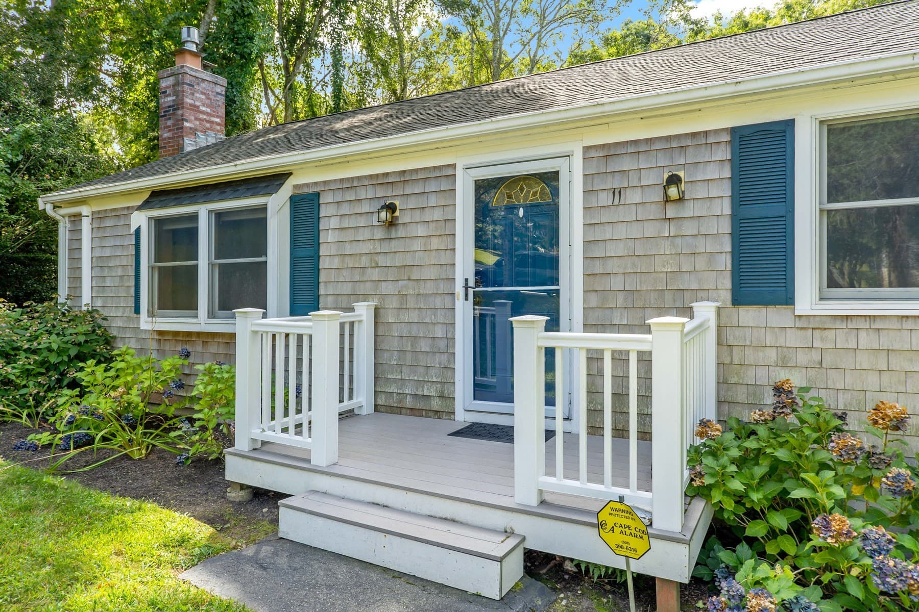 Single Family Residence at 11 Warwick Way, Mashpee MA 02649, Mashpee, photo 2 of 25