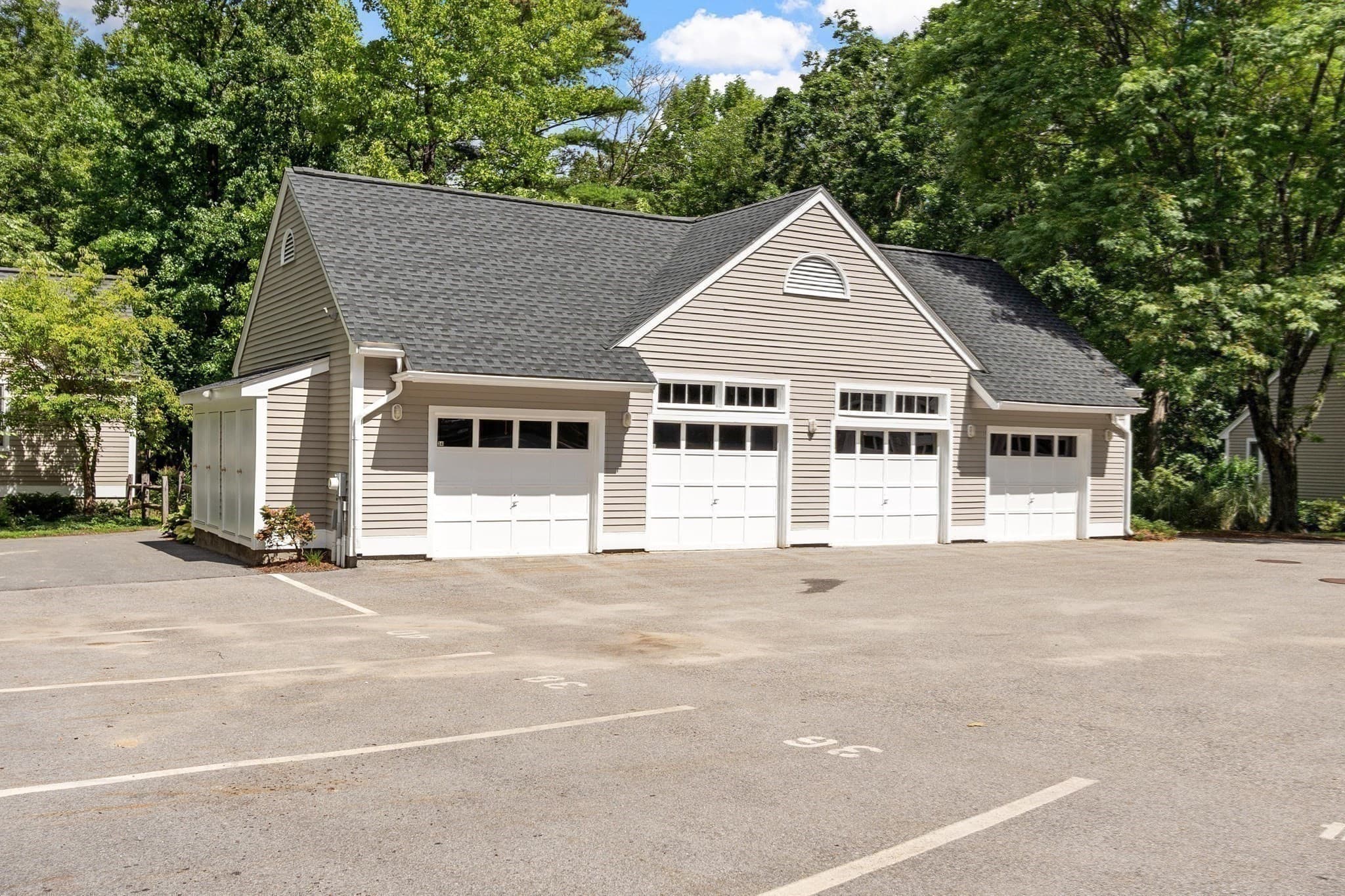Condominium at 36 Brewster Ln # 36, Acton MA 01720, Acton, photo 31 of 32