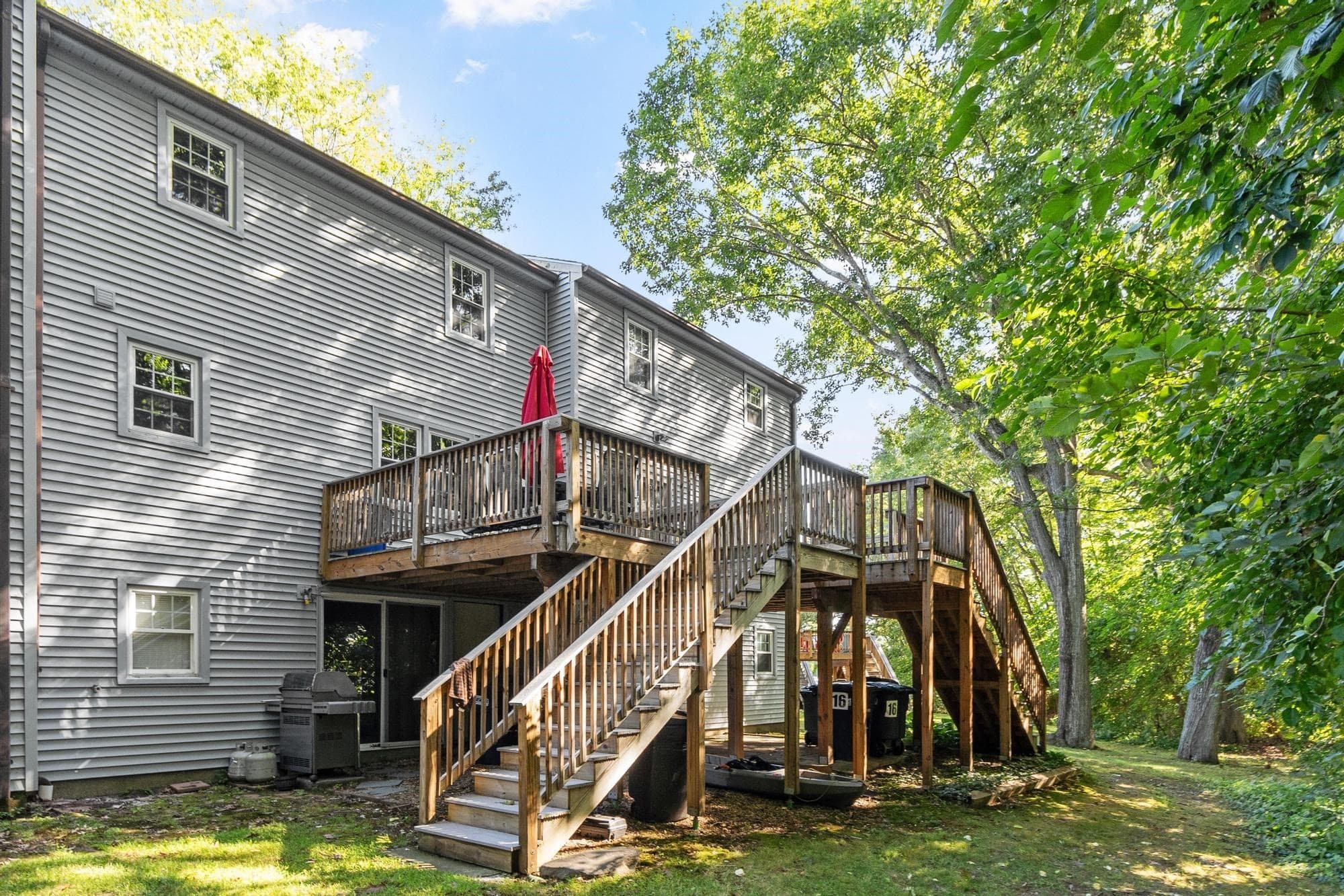 Condominium at 15 Tiffany Cir # 15, Millbury MA 01527, Millbury, photo 3 of 39