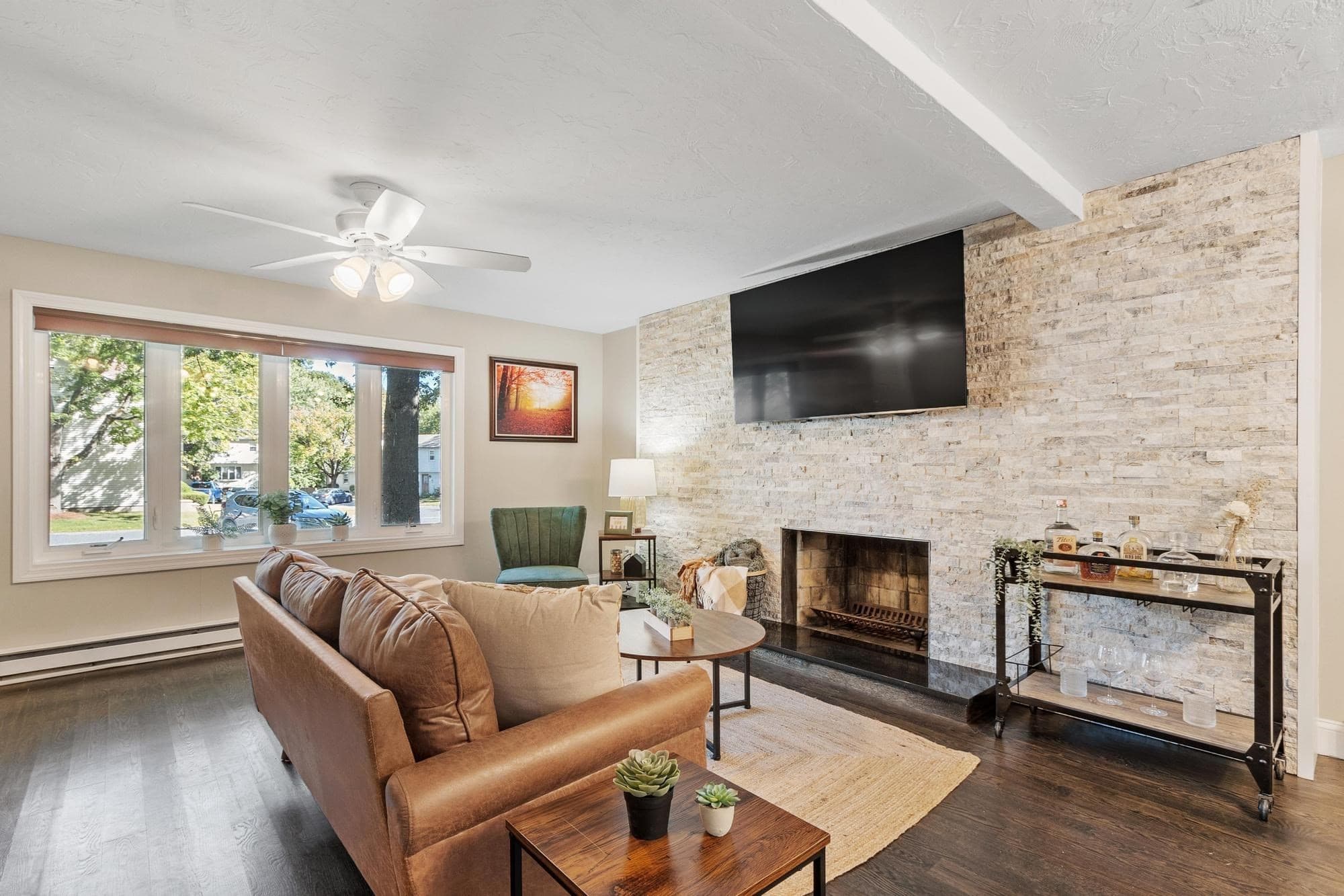 Condominium at 15 Tiffany Cir # 15, Millbury MA 01527, Millbury, photo 10 of 39