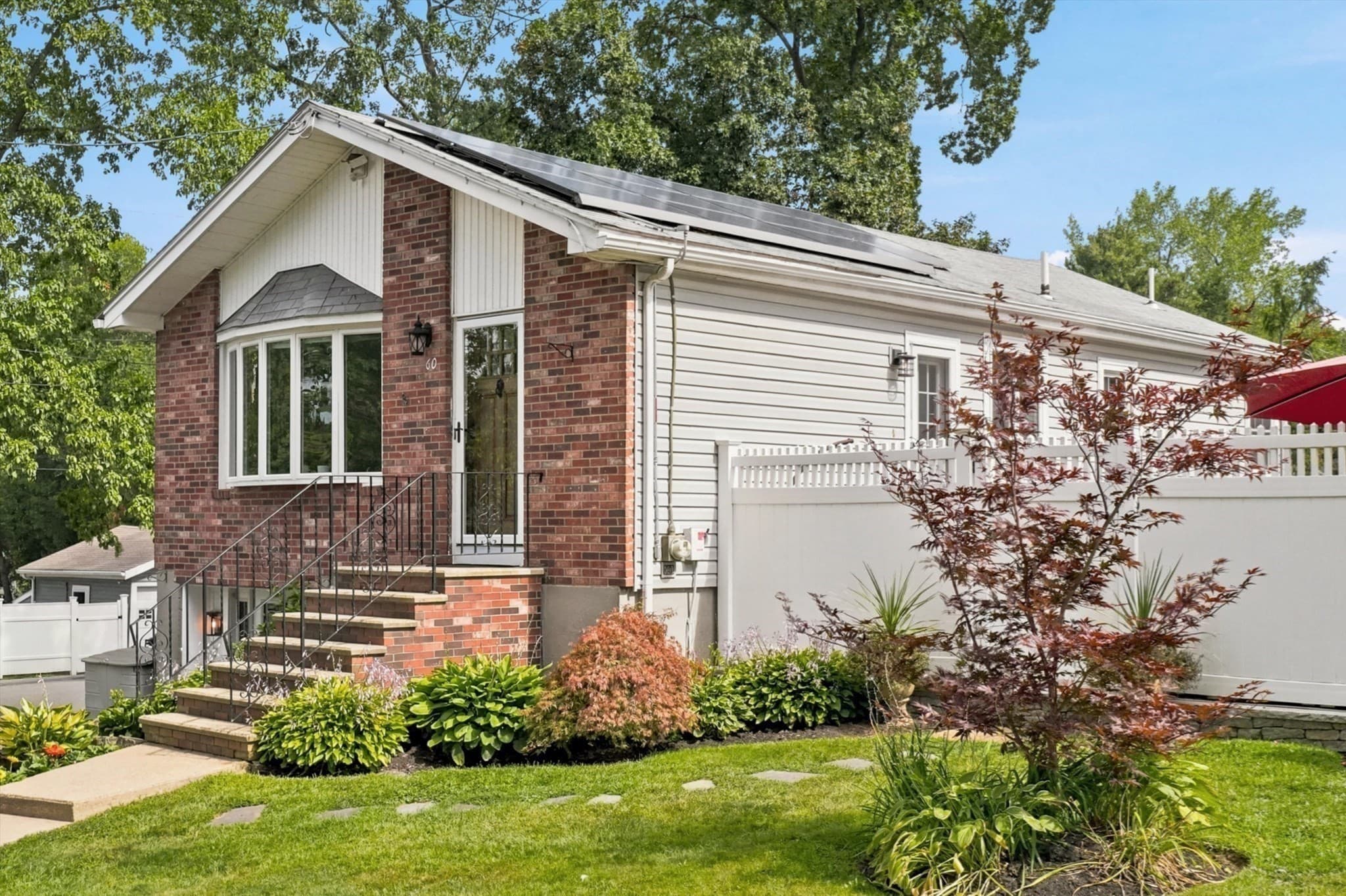 Single Family Residence at 60 Hobson St, Saugus MA 01906, Saugus, photo 2 of 39