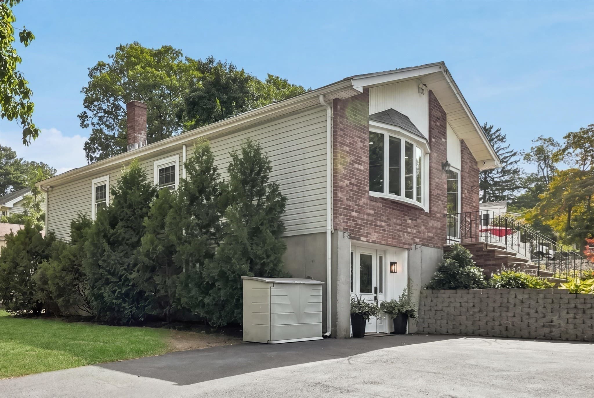 Single Family Residence at 60 Hobson St, Saugus MA 01906, Saugus, photo 3 of 39