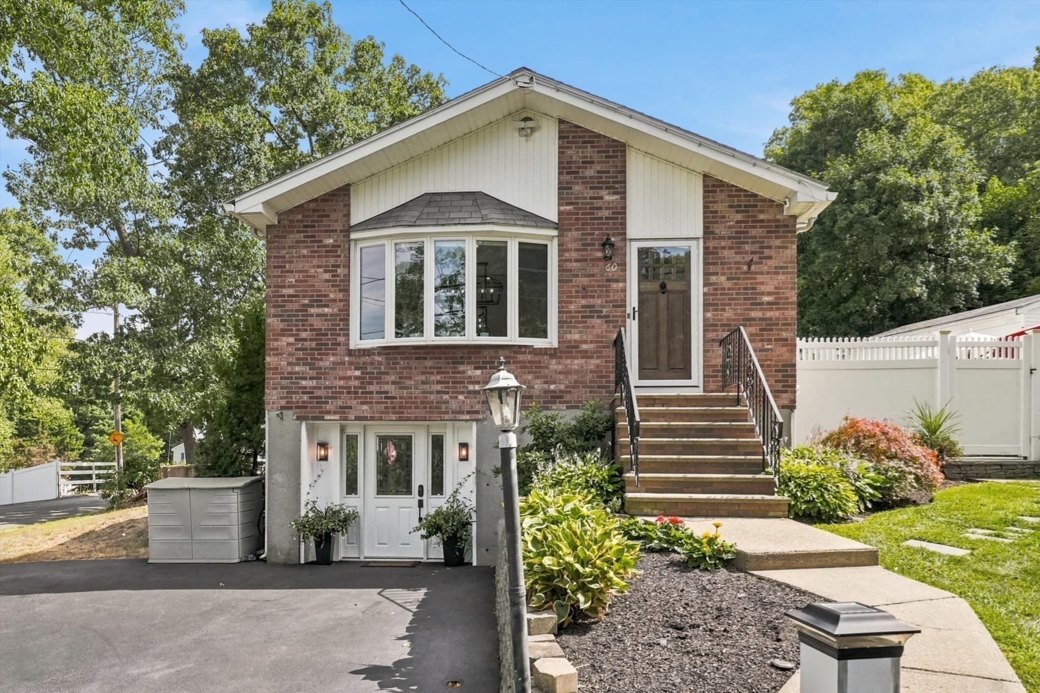 60 Hobson St, Saugus MA 01906