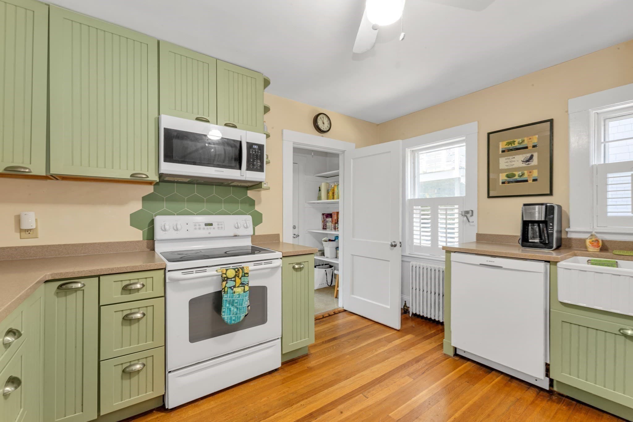Condominium at 6-8 Hawthorne Park # 8, Cambridge MA 02138, Cambridge, photo 11 of 20