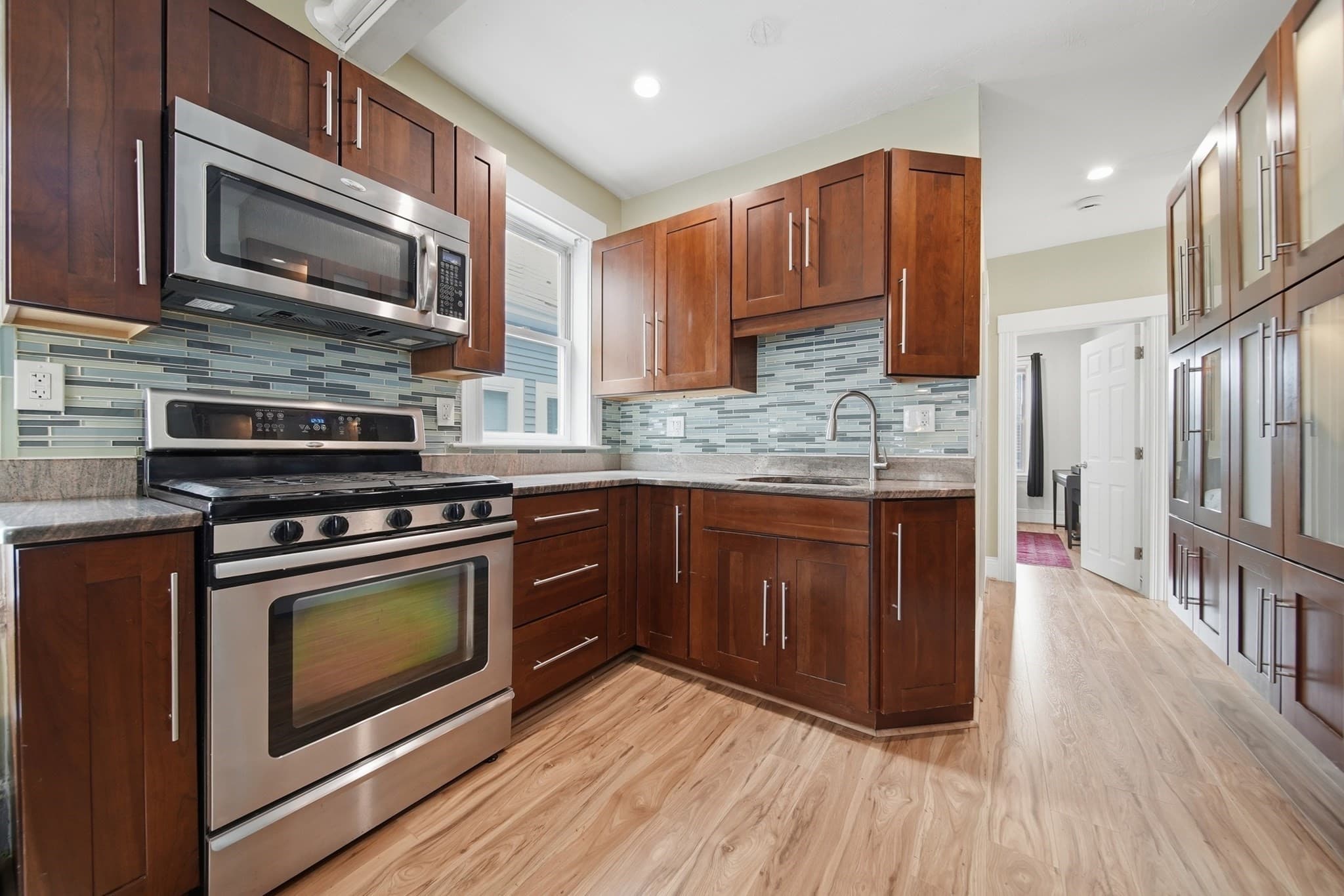 Condominium at 12 May St # B, Salem MA 01970, Salem, photo 12 of 36