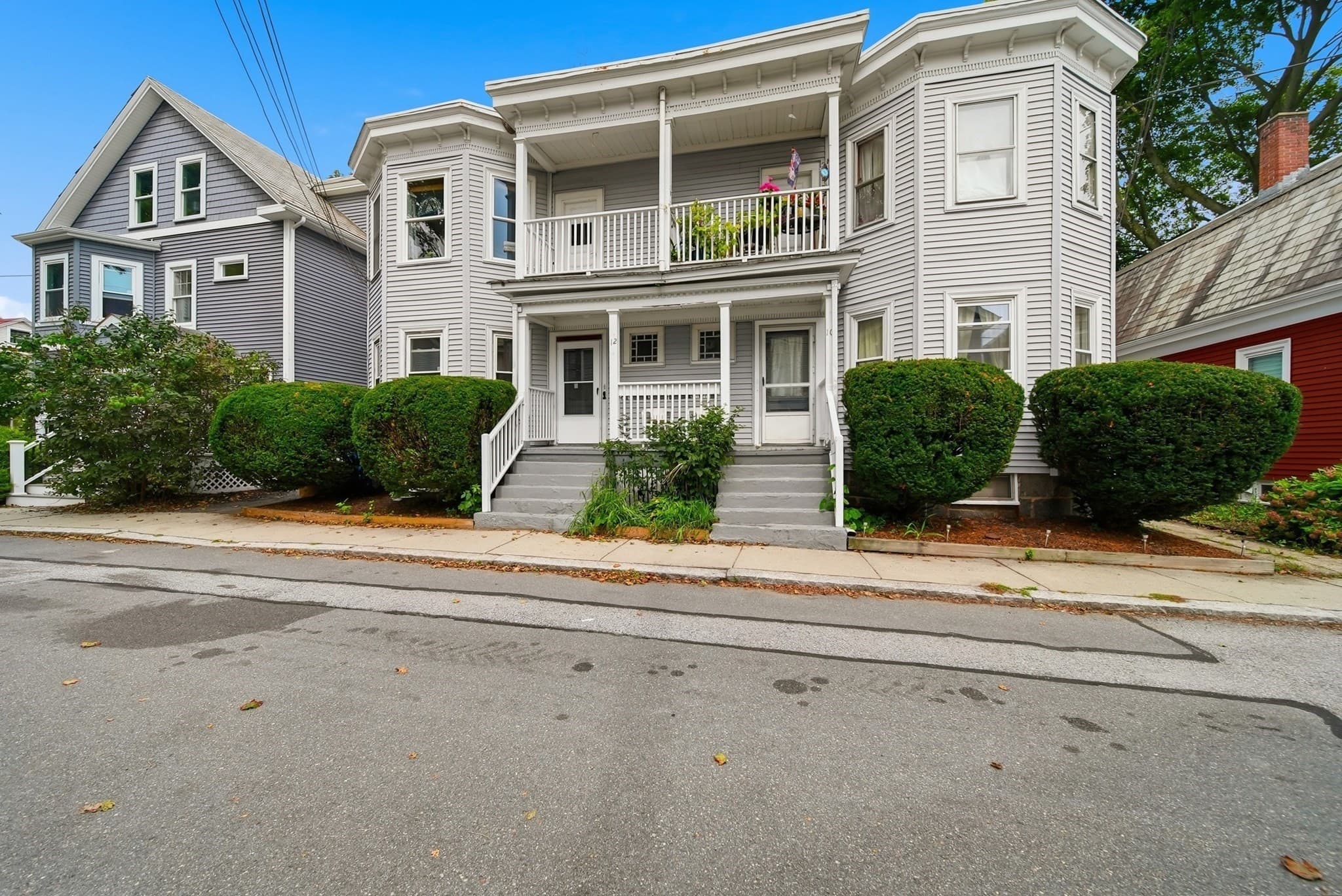 12 May St # B, Salem MA 01970