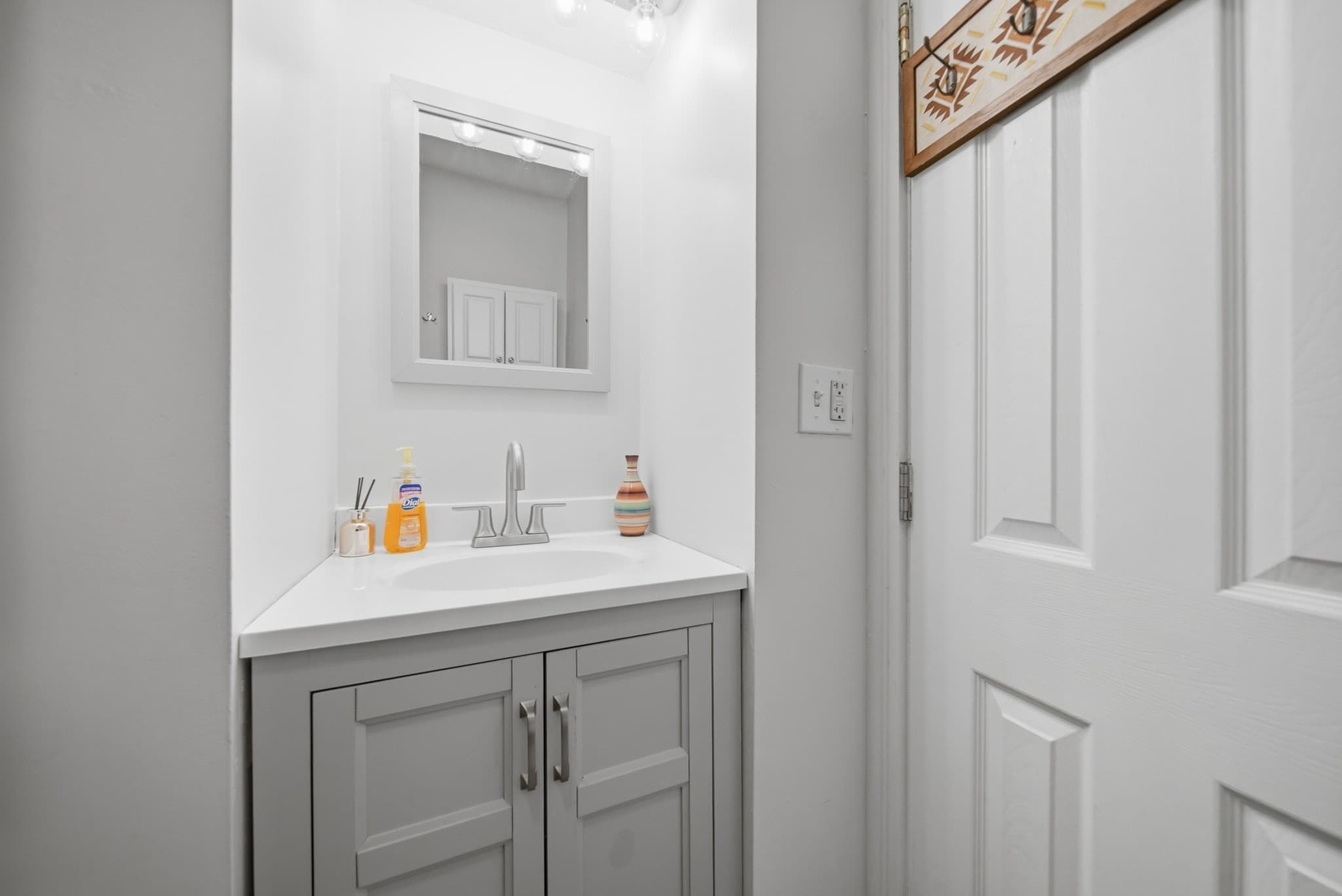 Condominium at 12 May St # B, Salem MA 01970, Salem, photo 25 of 36