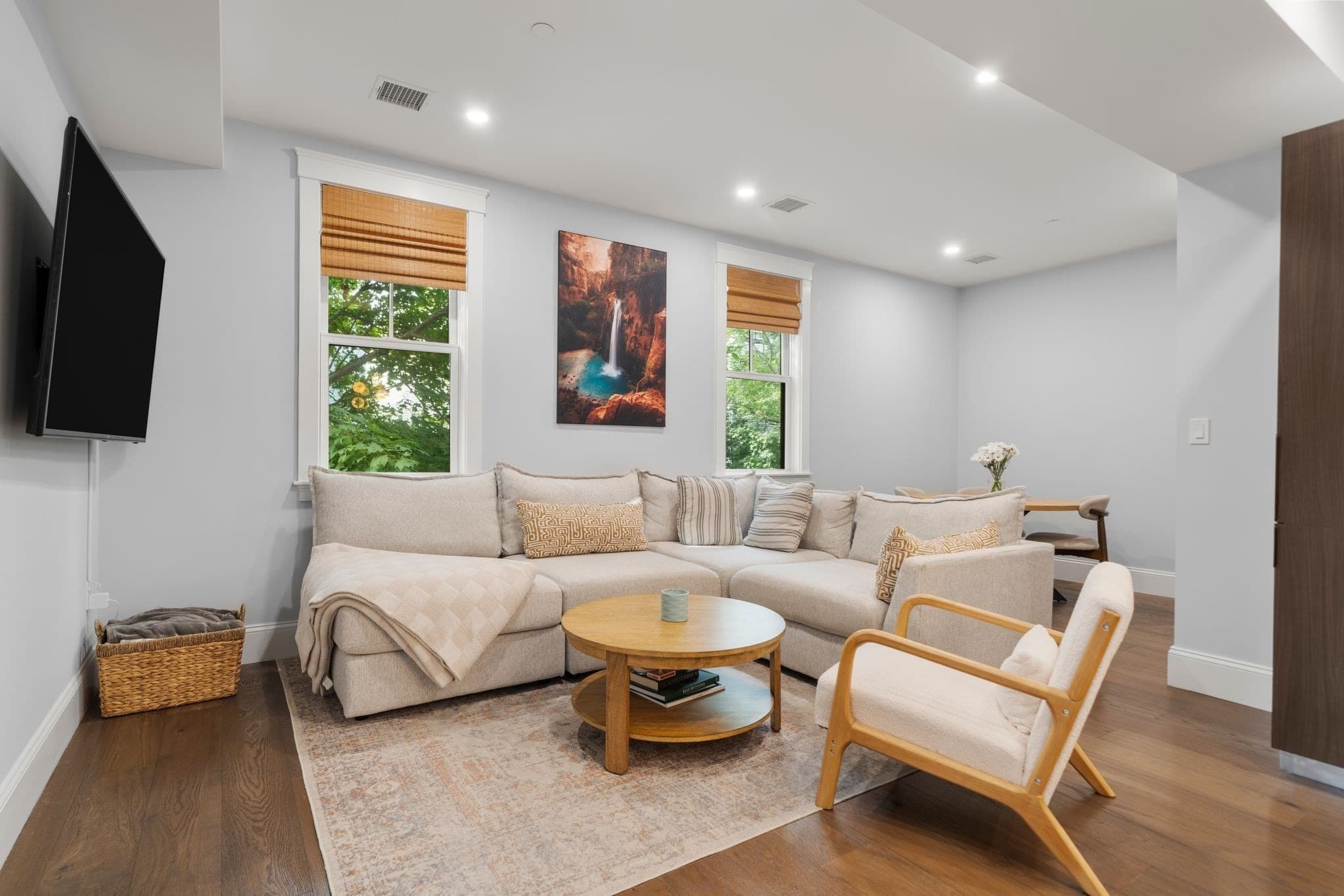 Condominium at 32 Pearl St # 3, Boston MA 02125, Boston, photo 8 of 32