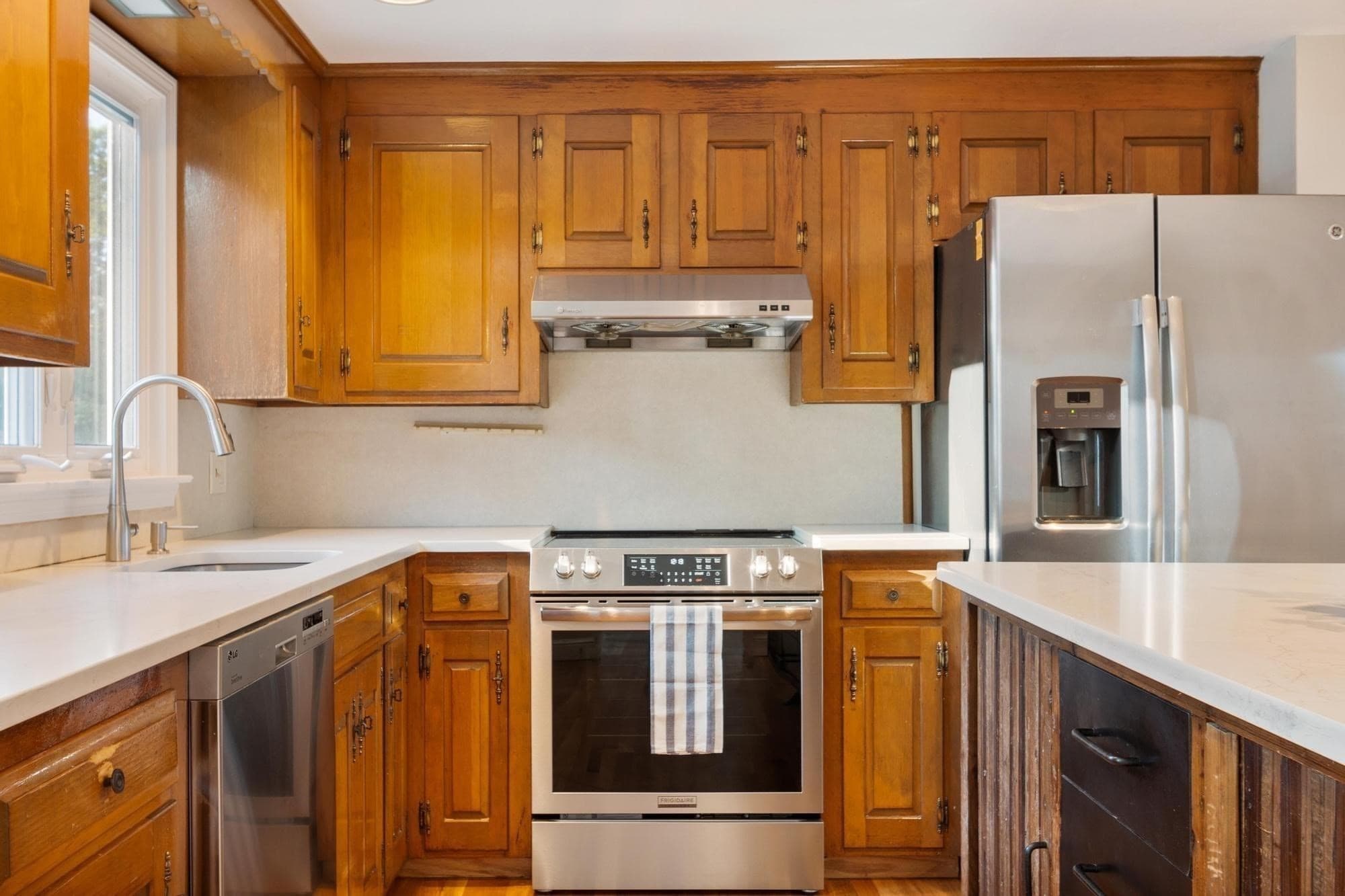 Single Family Residence at 2 Dorset Circle, Andover MA 01810, Andover, photo 18 of 42