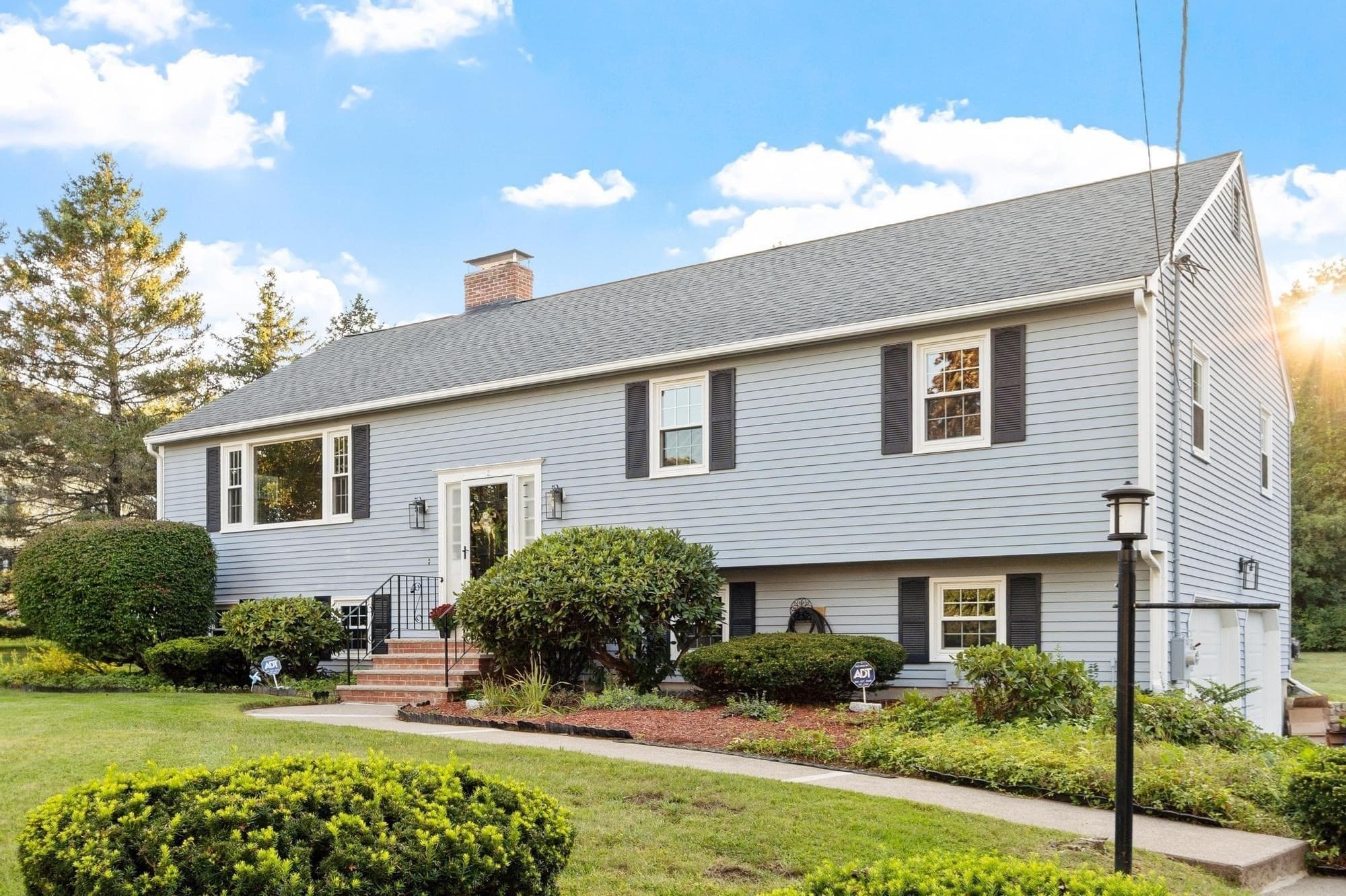 Single Family Residence at 2 Dorset Circle, Andover MA 01810, Andover, photo 4 of 42