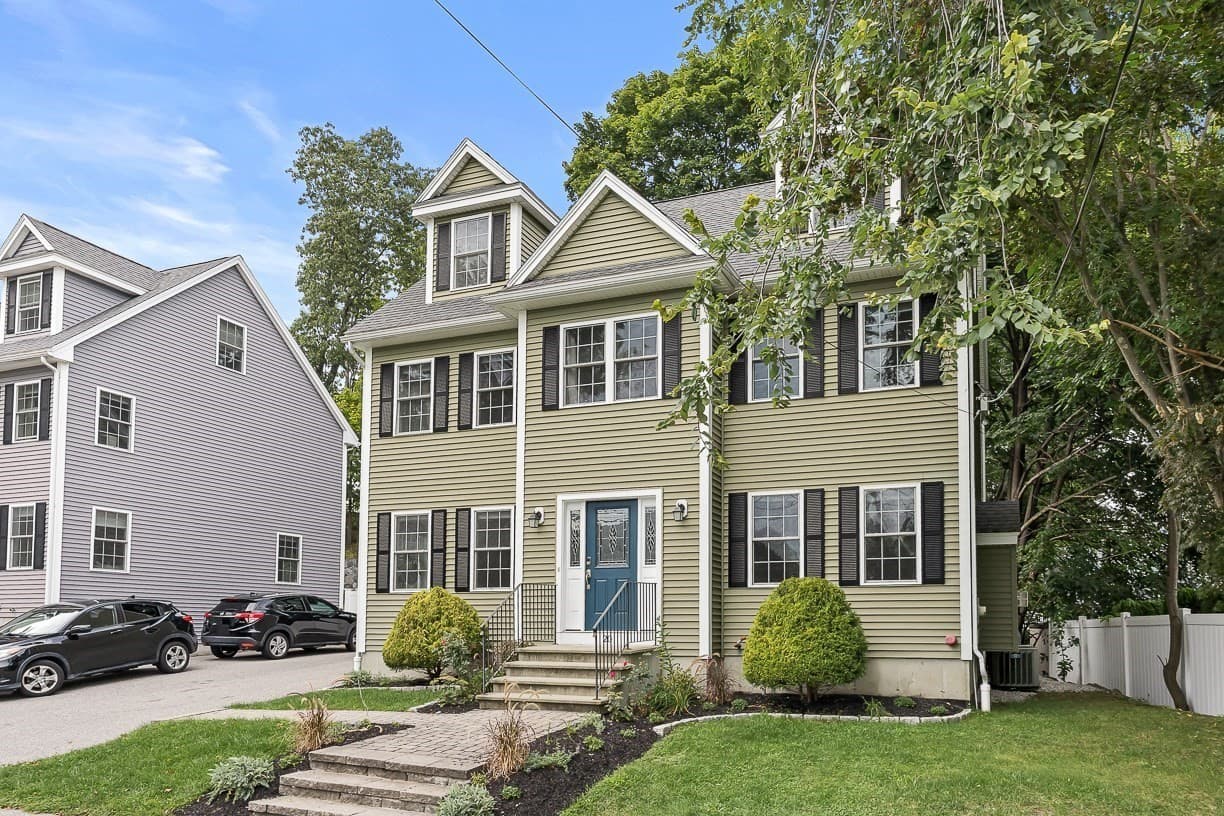Single Family Residence at 20 Smith Lane, Medford MA 02155, Medford, photo 2 of 41