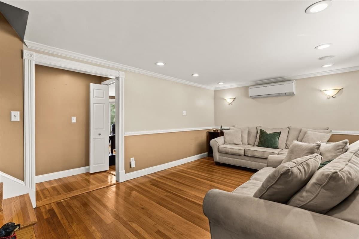 Single Family Residence at 88 Quincy St, Brockton MA 02302, Brockton, photo 3 of 38
