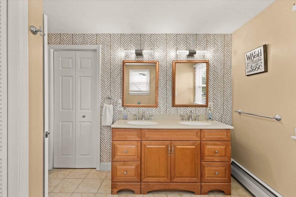 Single Family Residence at 88 Quincy St, Brockton MA 02302, Brockton, photo 20 of 38
