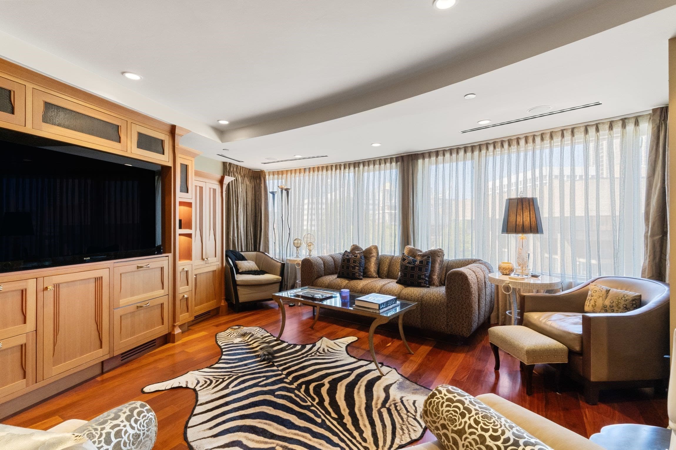 Condominium at 10 Bowdoin St # 411, Boston MA 02114, photo 5 of 29