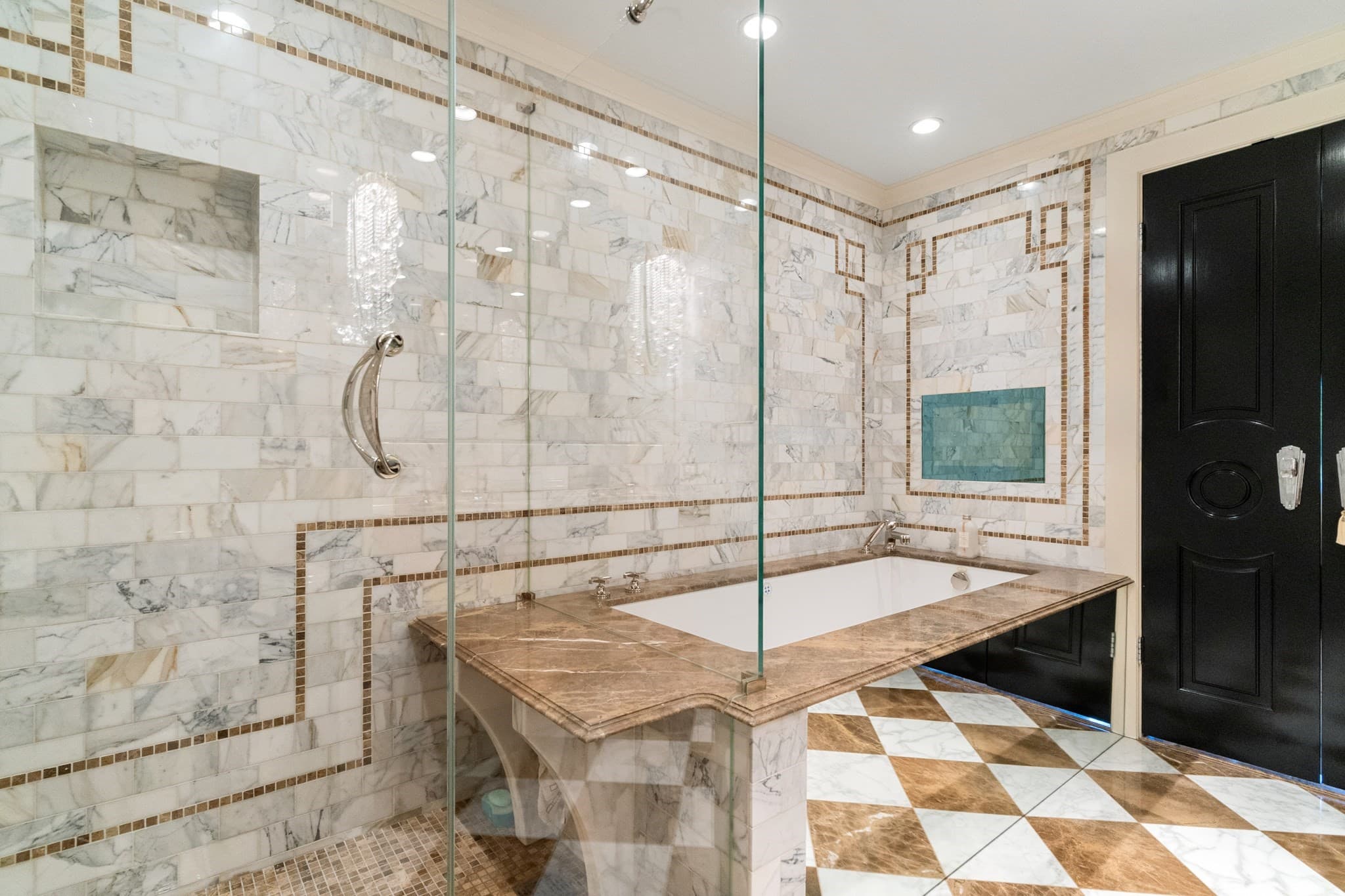 Condominium at 10 Bowdoin St # 411, Boston MA 02114, photo 20 of 29