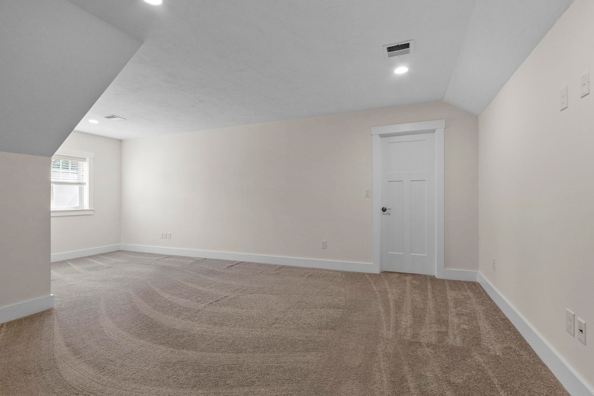 Condominium at 20 Fern Crossing # 20, Ashland MA 01721, Ashland, photo 24 of 42