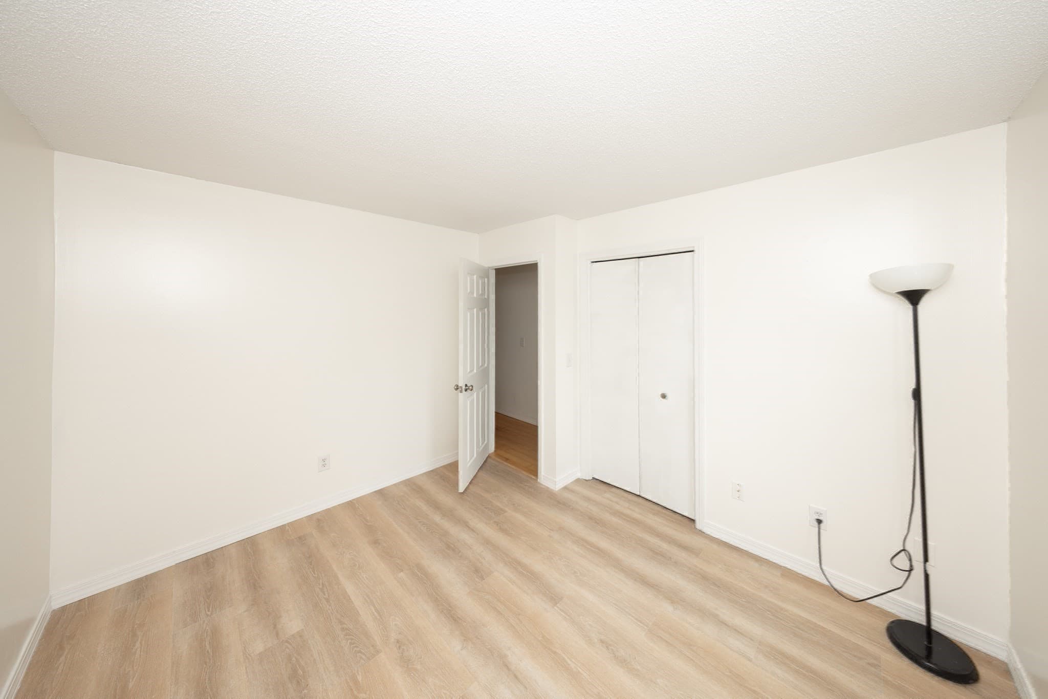 Condominium at 450 Somerset Ave # 5, Taunton MA 02780, Taunton, photo 27 of 42