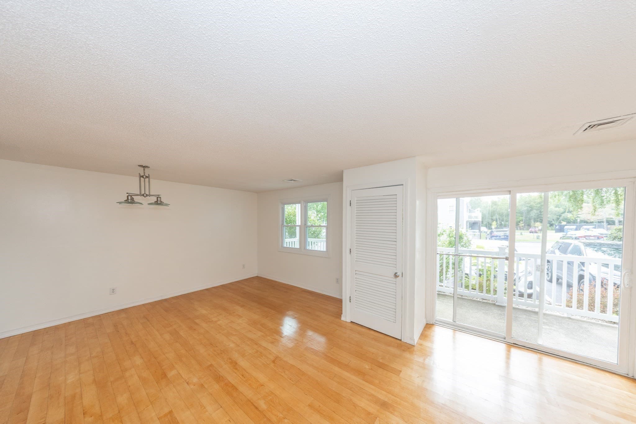 Condominium at 450 Somerset Ave # 5, Taunton MA 02780, Taunton, photo 35 of 42