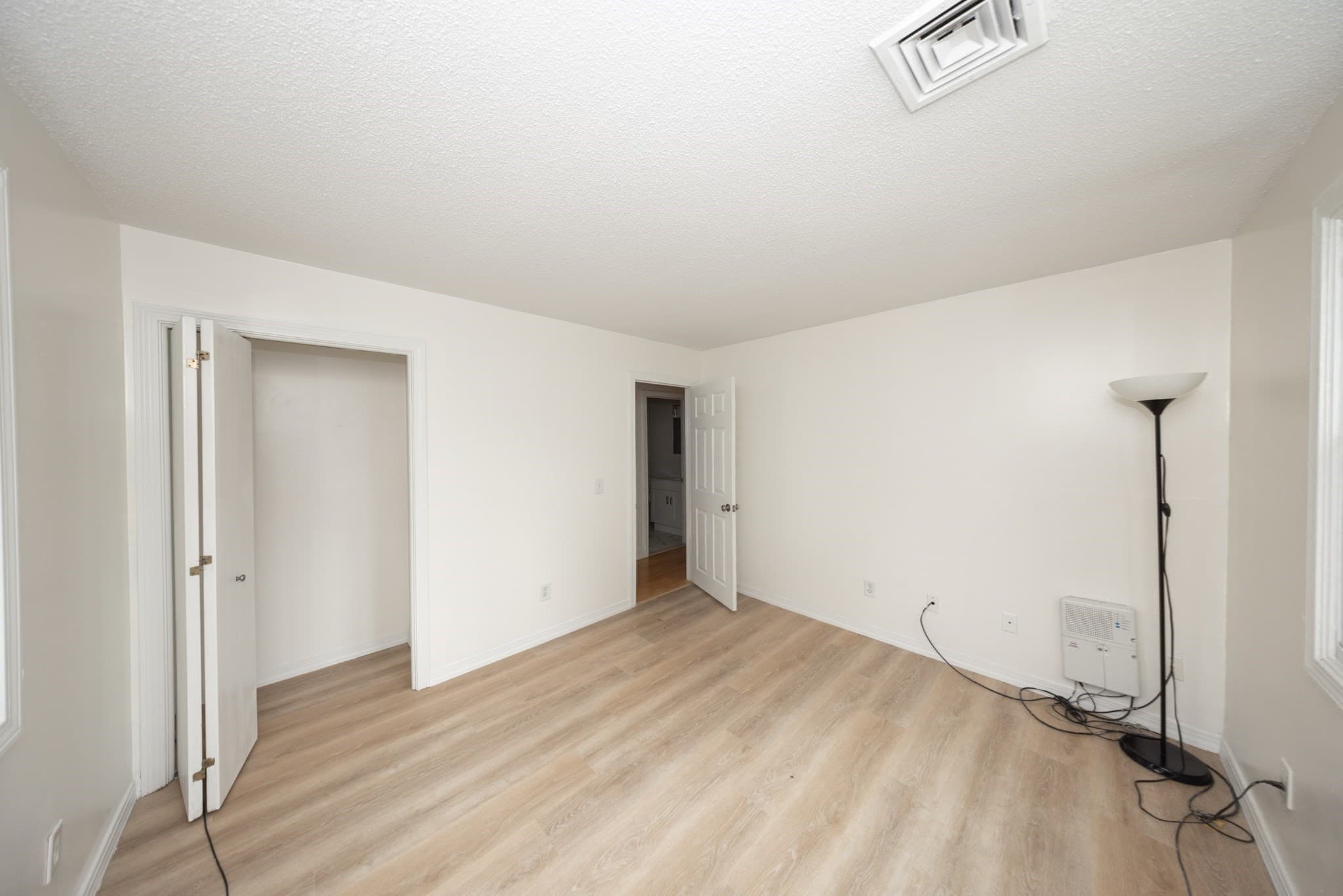Condominium at 450 Somerset Ave # 5, Taunton MA 02780, Taunton, photo 21 of 42