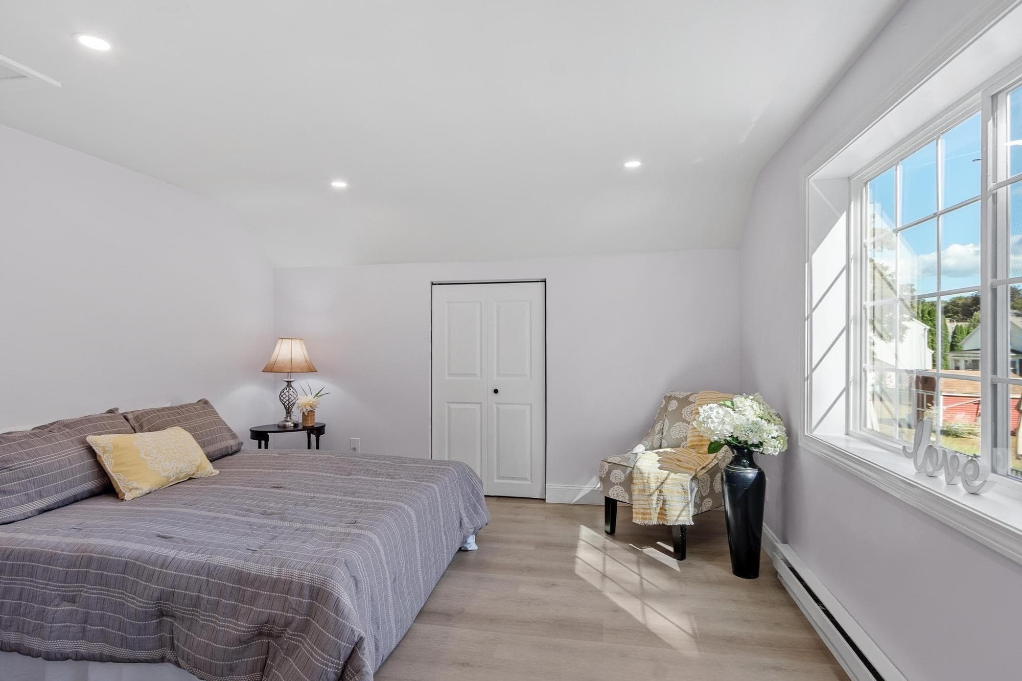 Single Family Residence at 15 Arcadia St, Grafton MA 01560, Grafton, photo 17 of 27