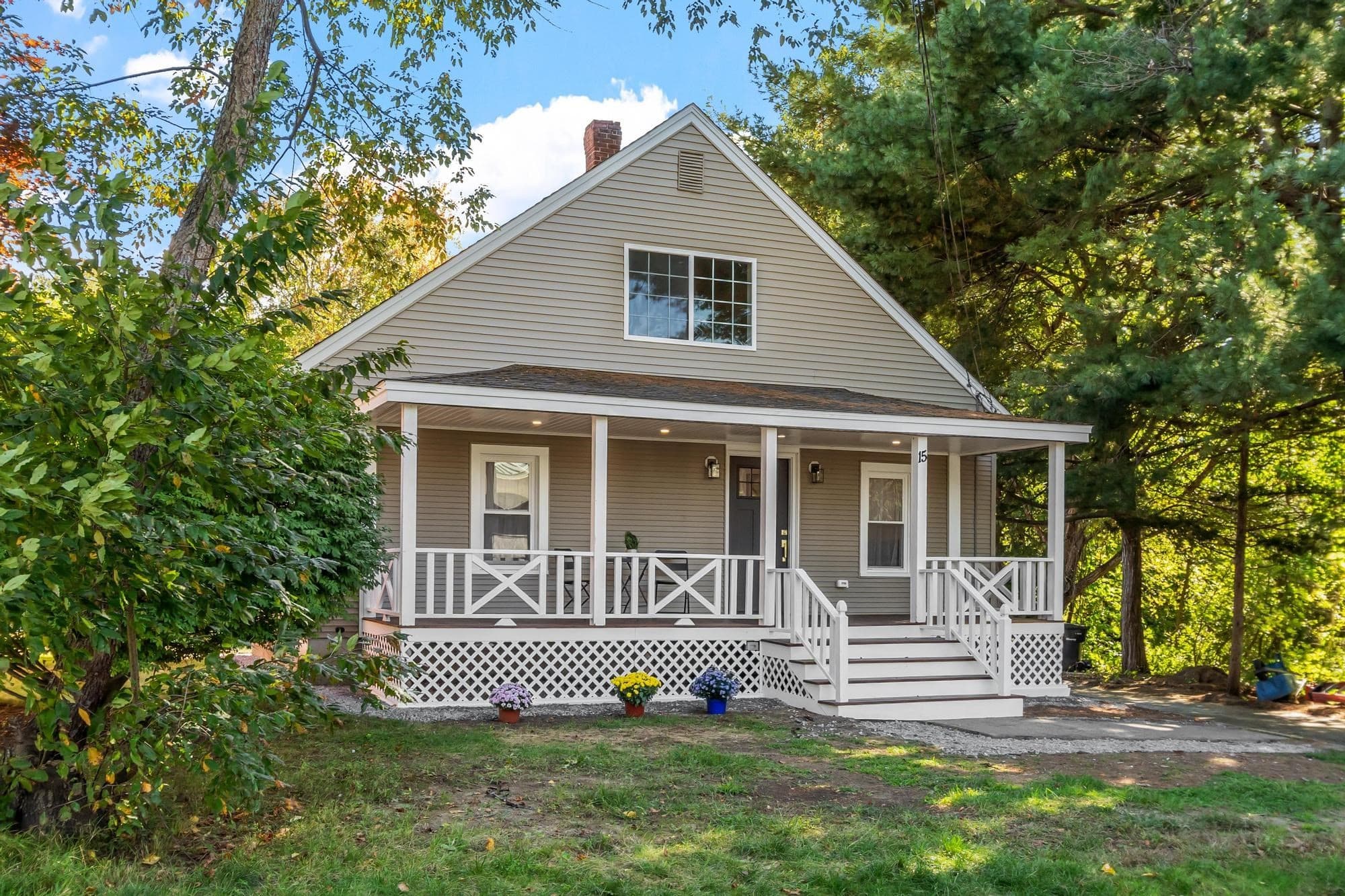 15 Arcadia St, Grafton MA 01560