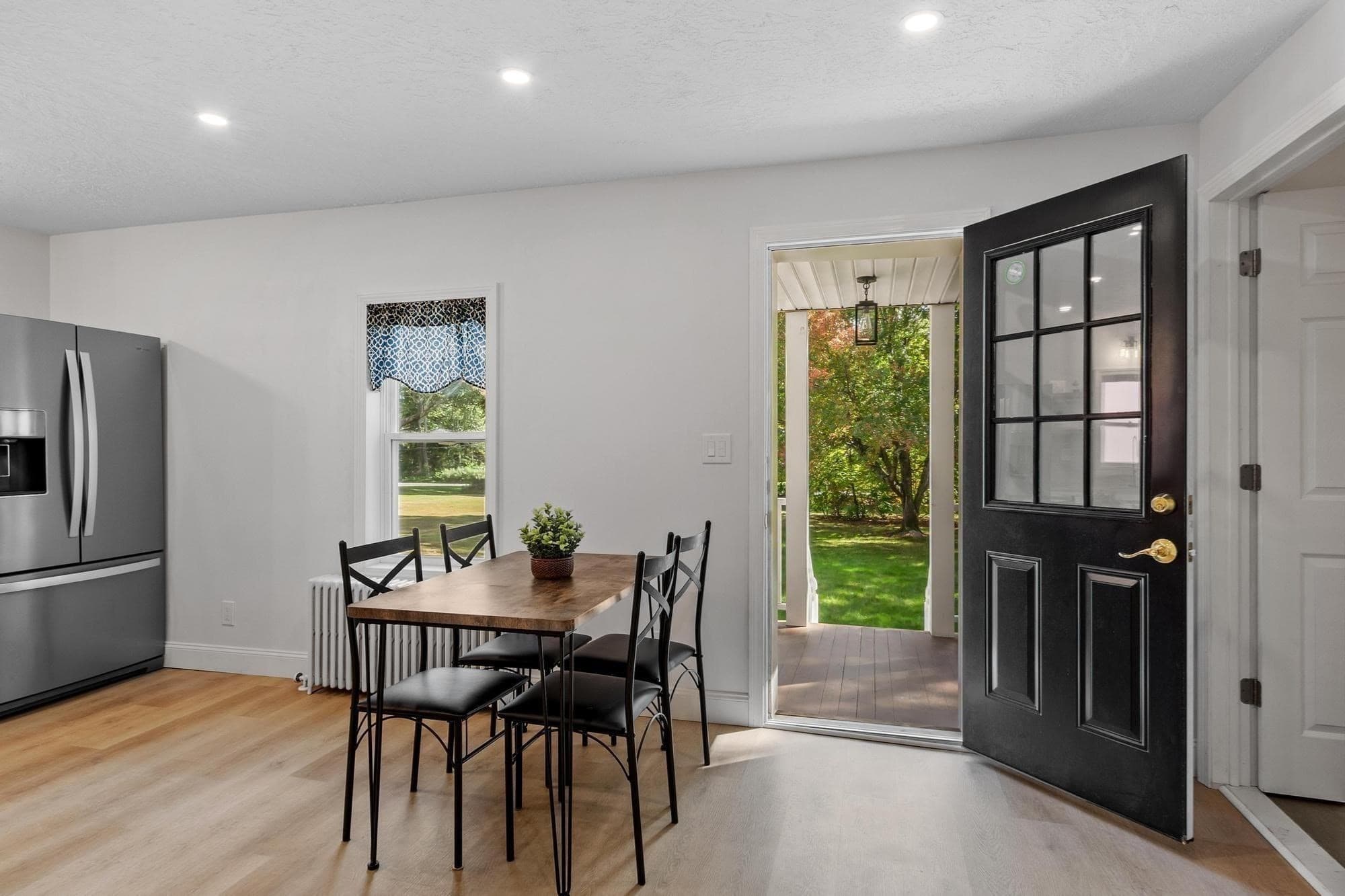 Single Family Residence at 15 Arcadia St, Grafton MA 01560, Grafton, photo 11 of 27