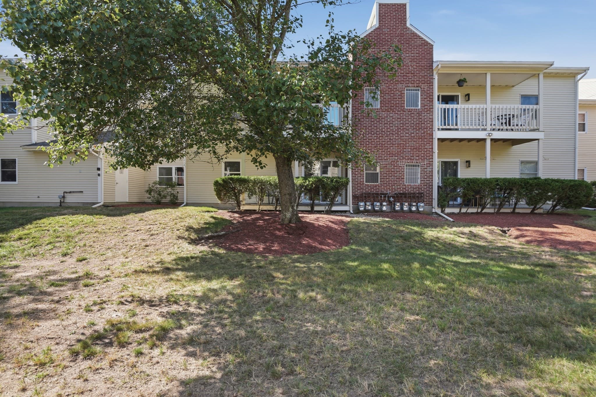 Condominium at 5 Rose Ct # 5, Norwood MA 02062, Norwood, photo 13 of 16