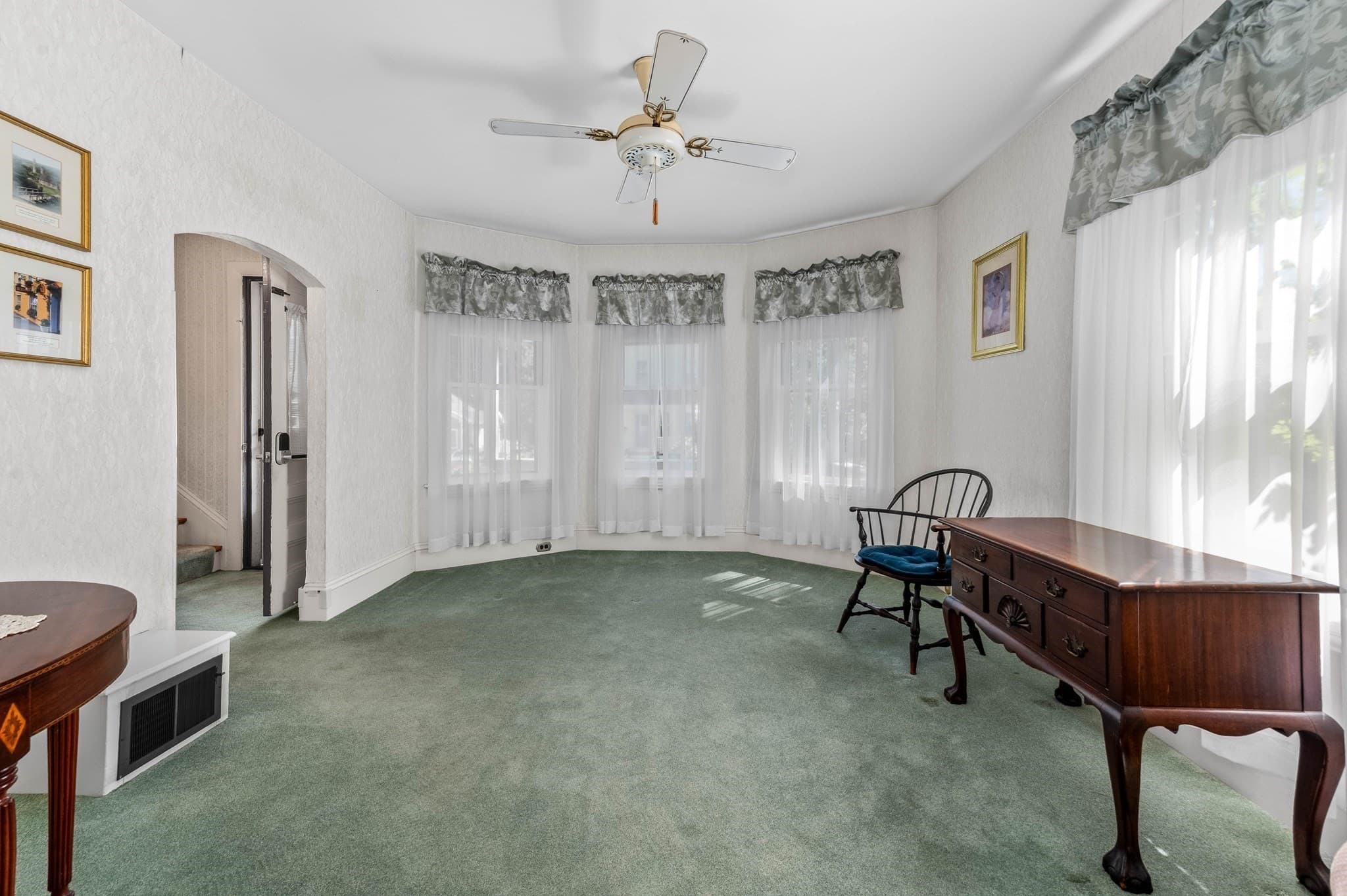 Single Family Residence at 17 Tudor Terrace, Newton MA 02466, Newton, photo 6 of 29