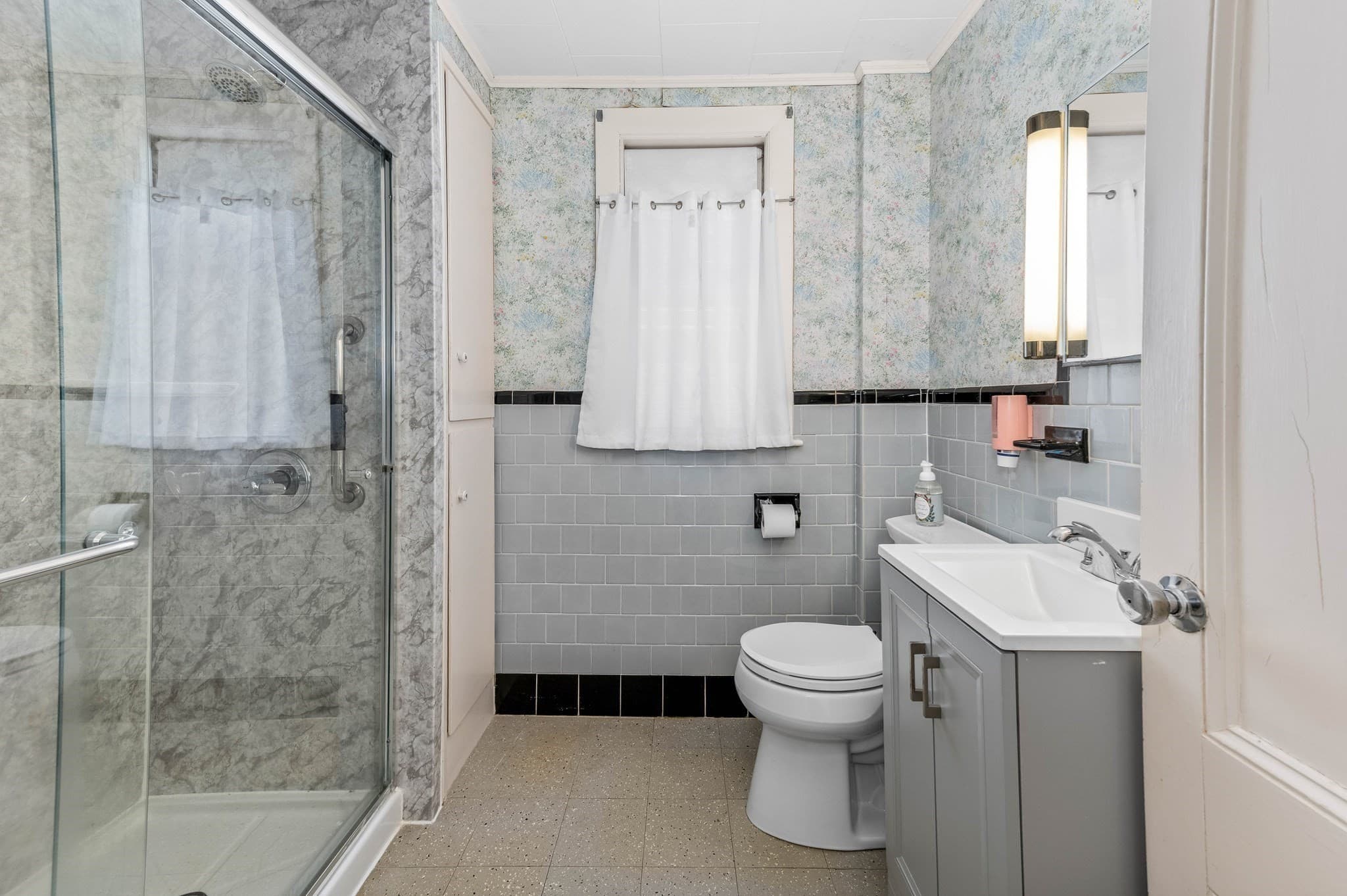 Single Family Residence at 17 Tudor Terrace, Newton MA 02466, Newton, photo 20 of 29