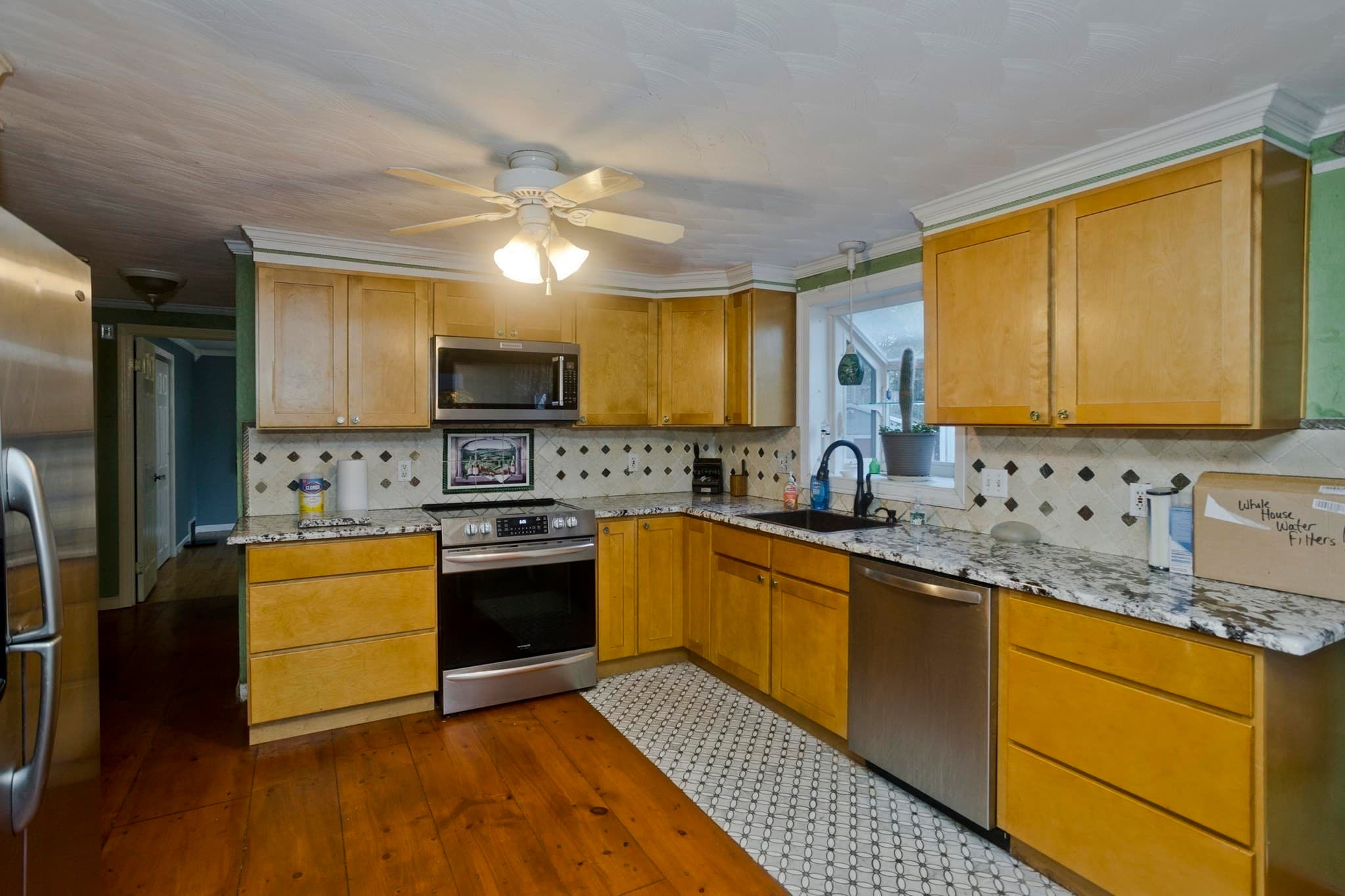 Single Family Residence at 42 Glenn Dr, Wilbraham MA 01095, Wilbraham, photo 4 of 28