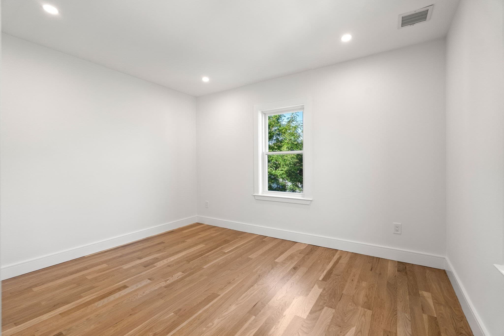 Condominium at 51 Spring Street # 51, Medford MA 02155, Medford, photo 24 of 39